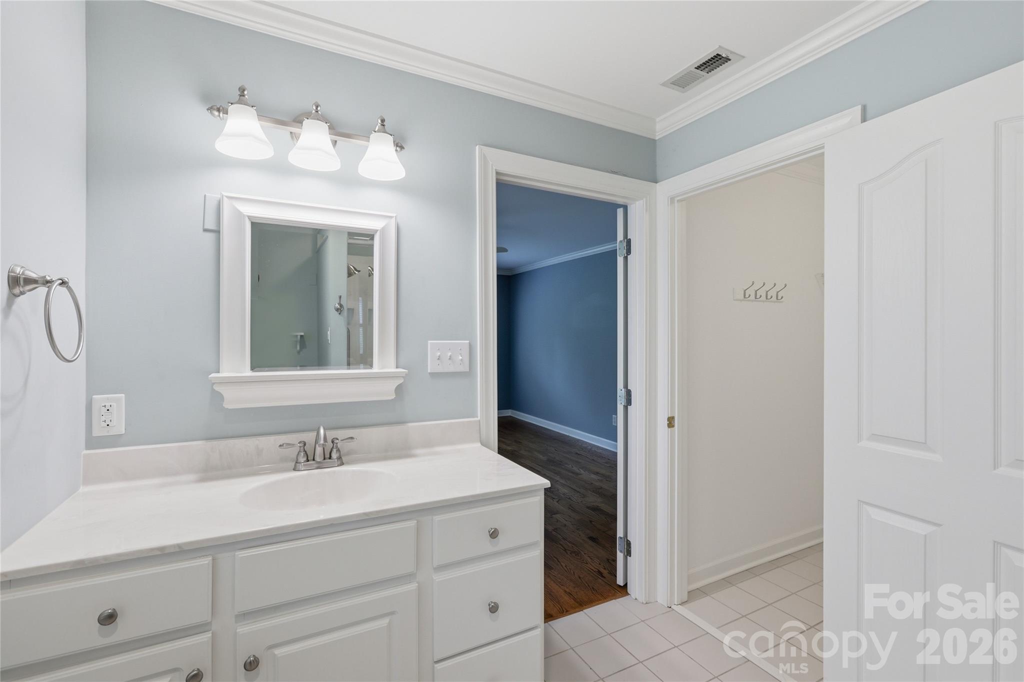 18 Creekside Way — Asheville