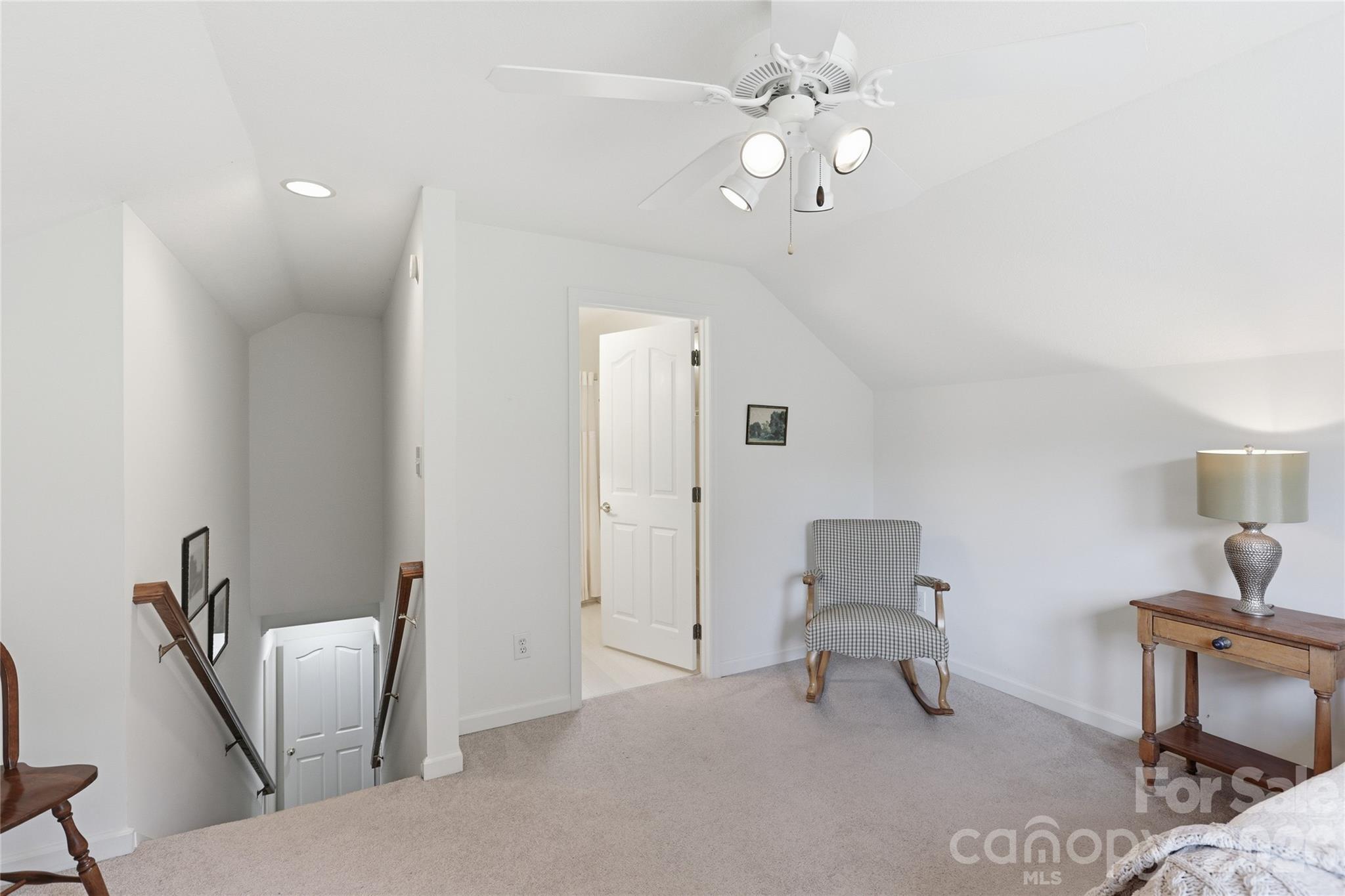 18 Creekside Way — Asheville