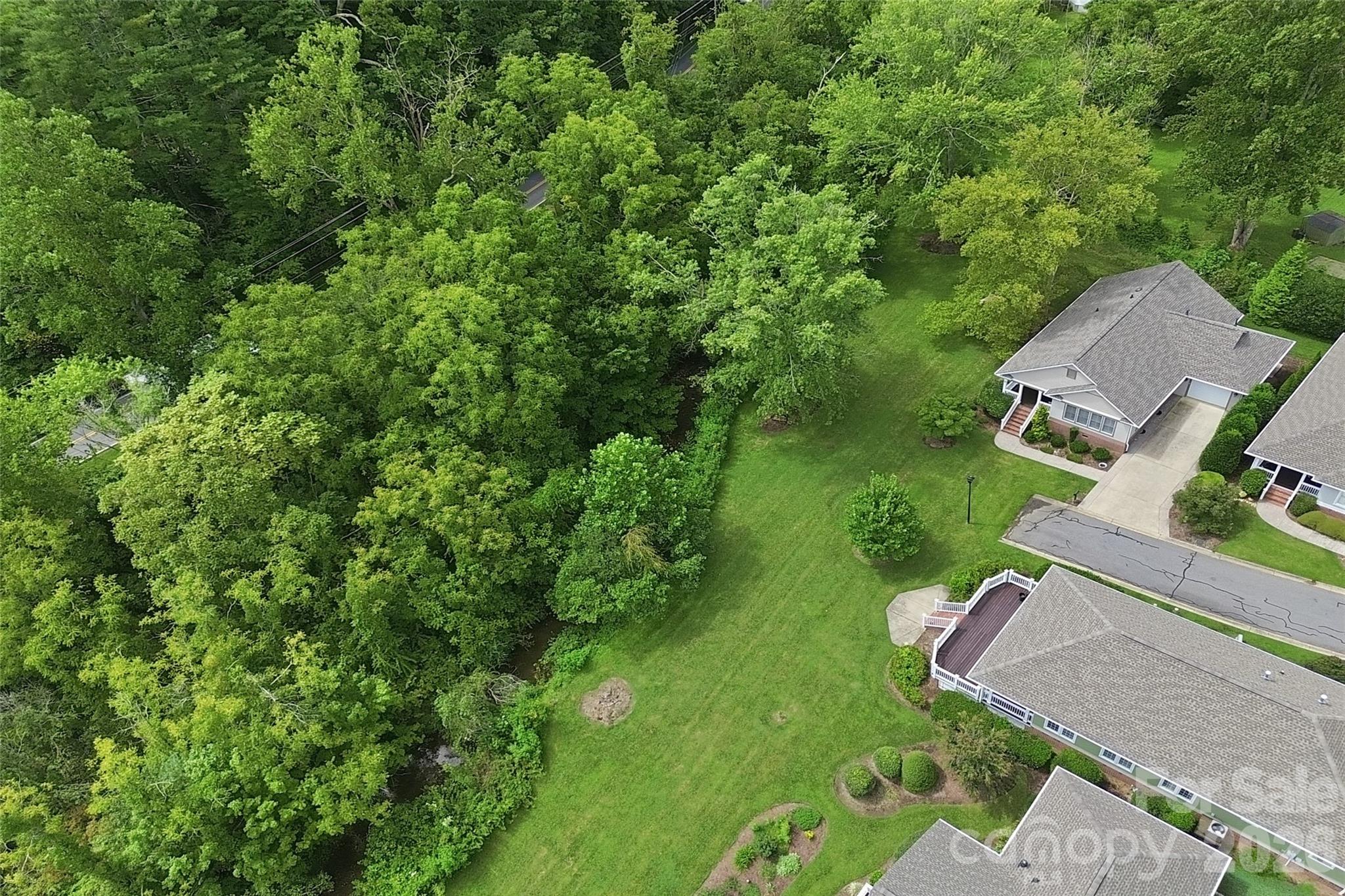 18 Creekside Way — Asheville