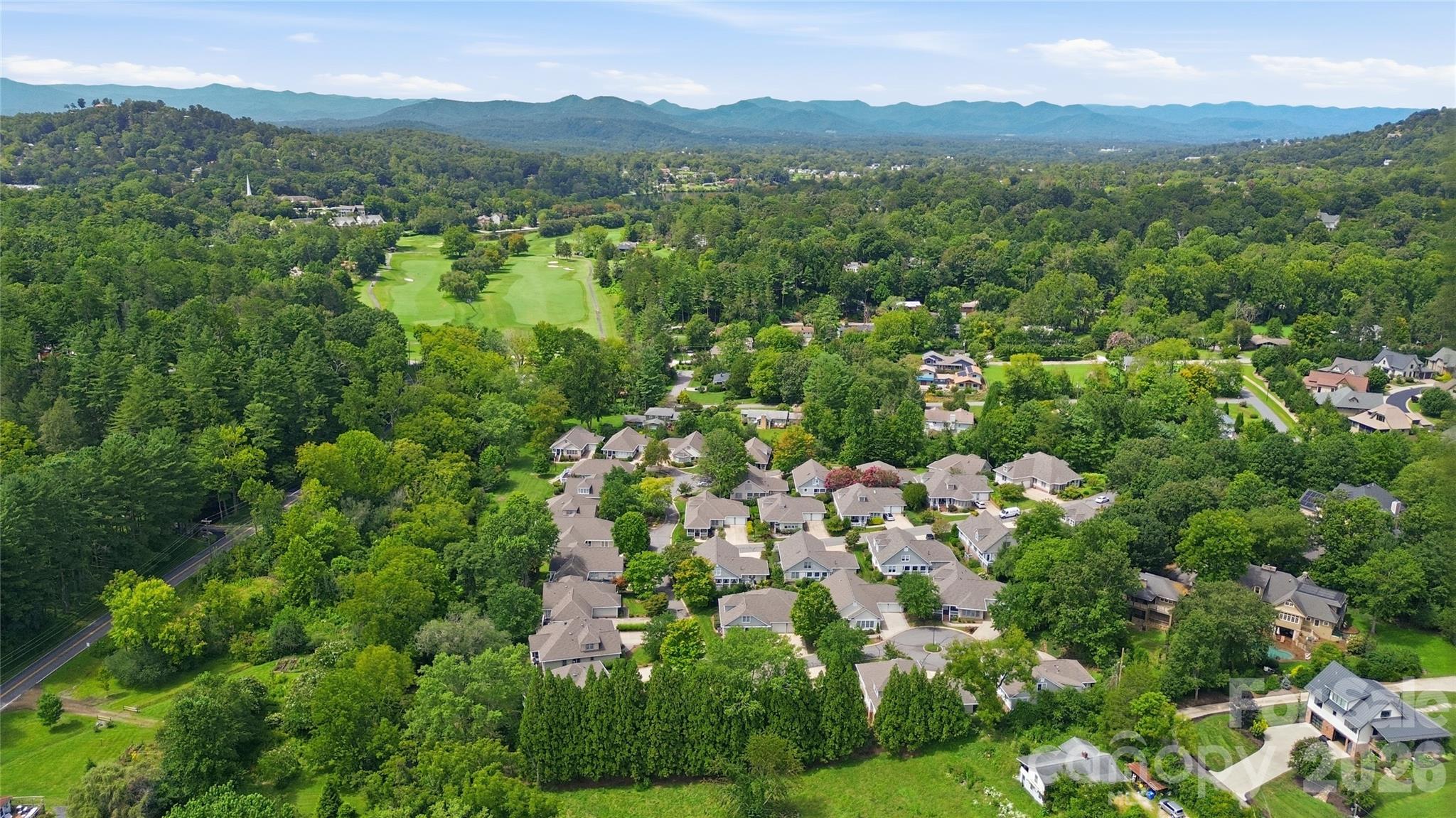 18 Creekside Way — Asheville