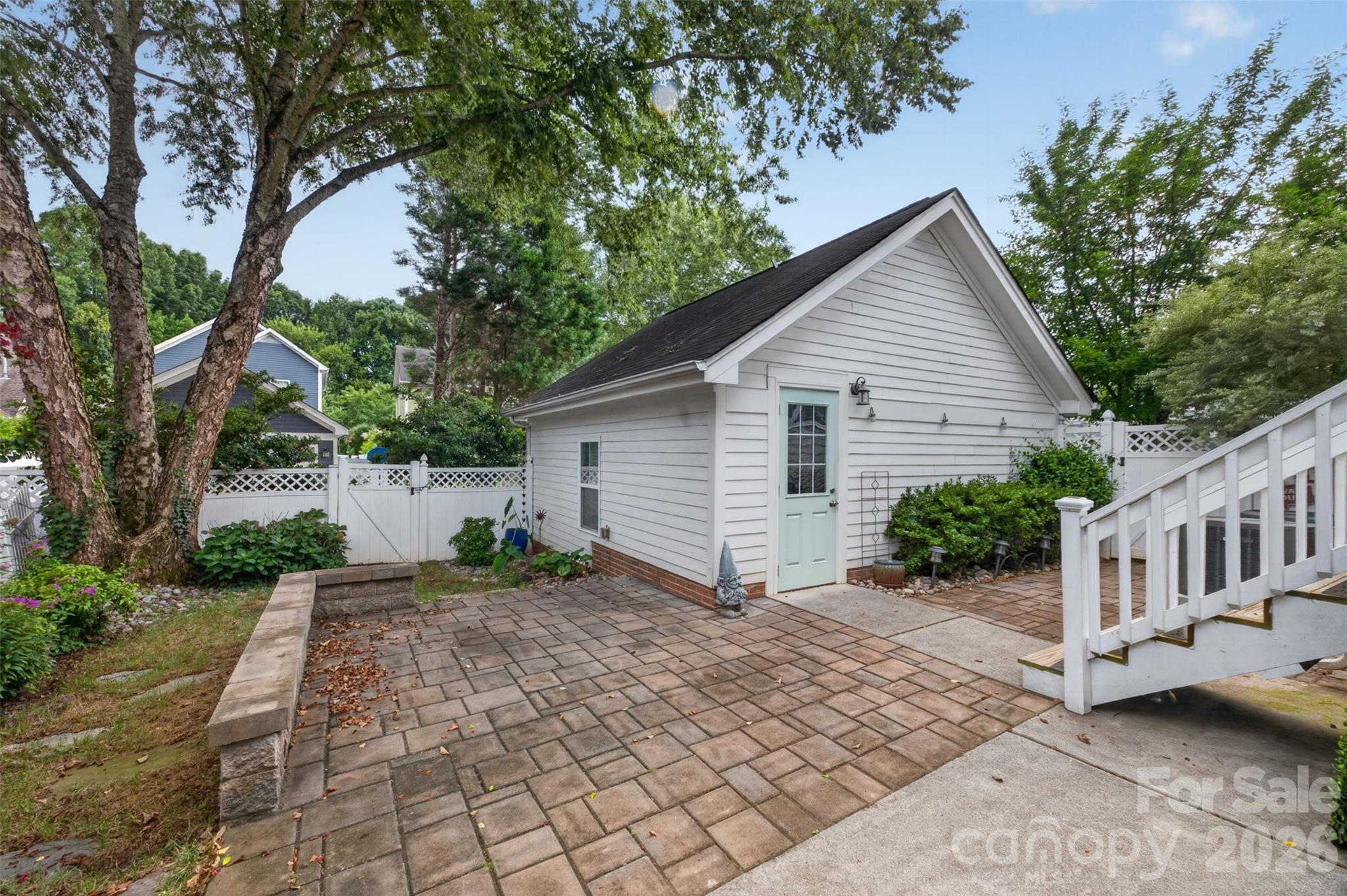15829 Trenton Place Road — Huntersville