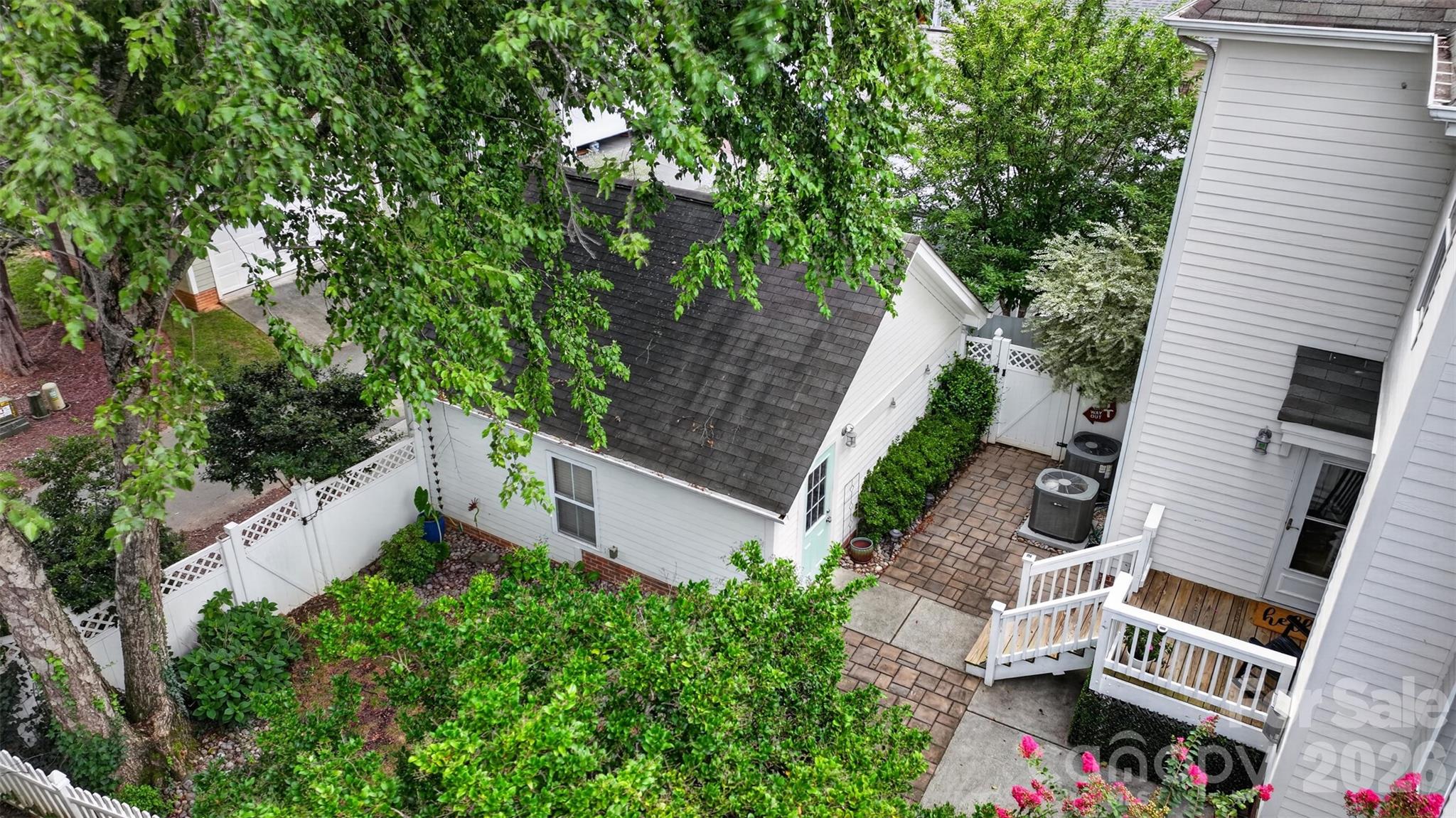 15829 Trenton Place Road — Huntersville