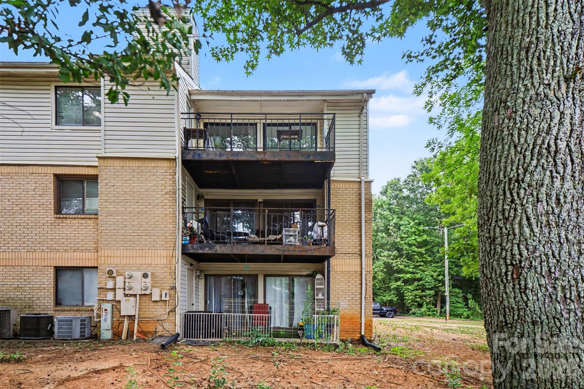 4902 Spring Lake Drive #E — Charlotte