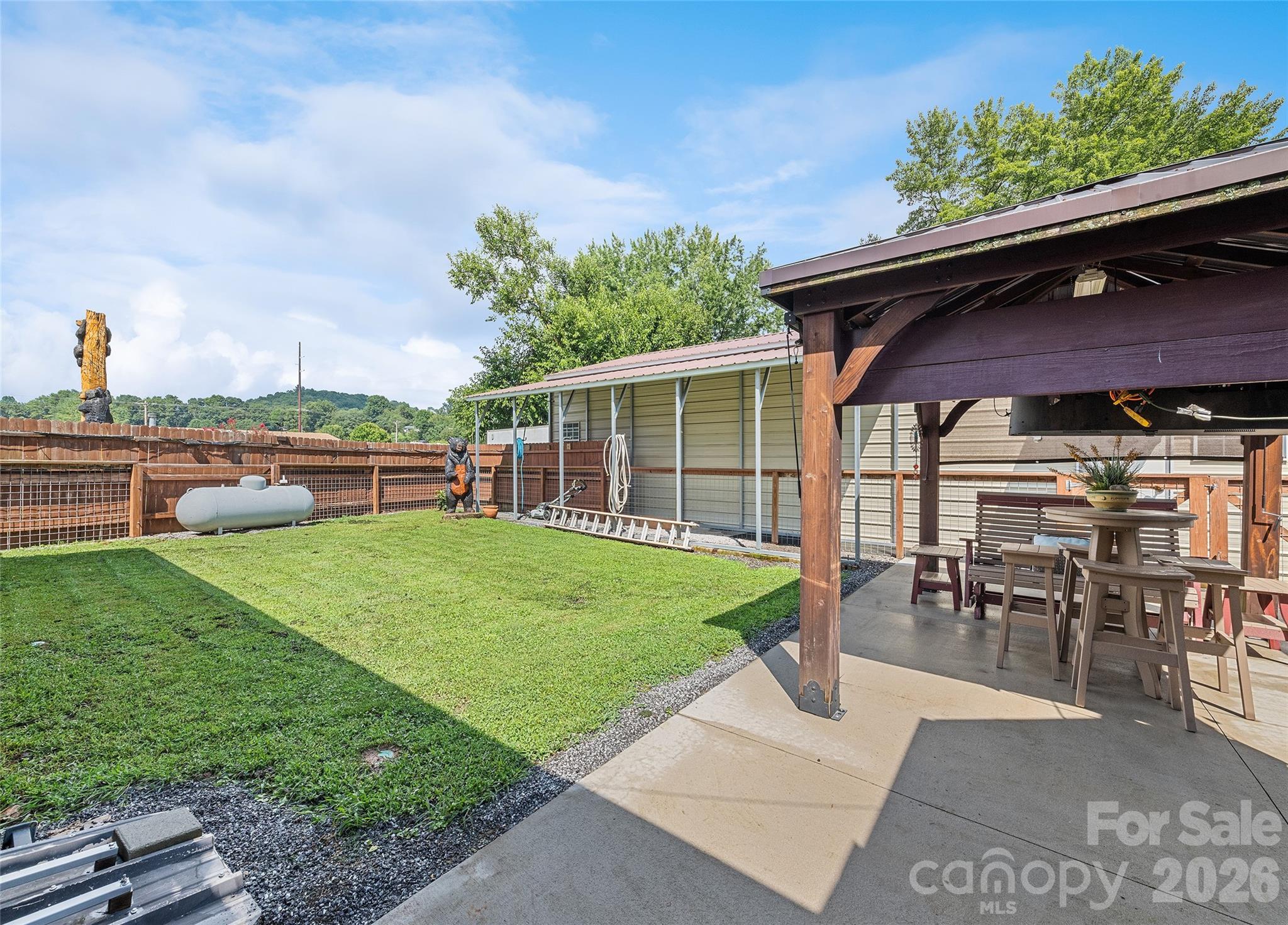 2906 Jonathan Creek Road — Waynesville