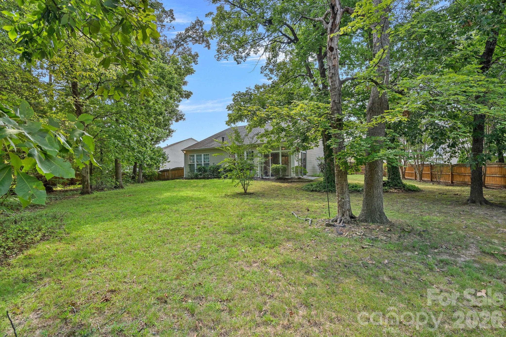 6601 Warbler Wood Court — Charlotte