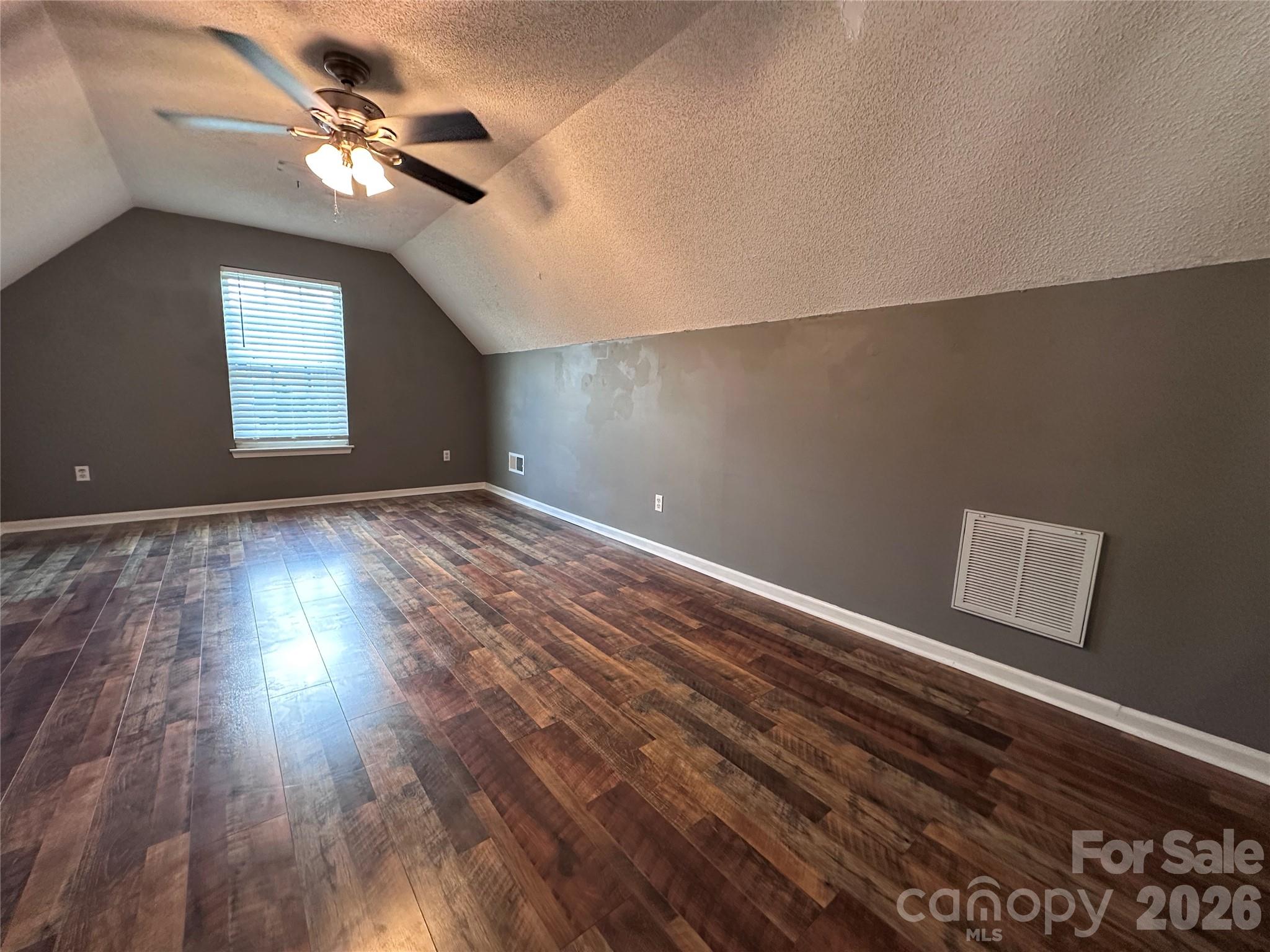4515 Fox Thorne Drive — Charlotte