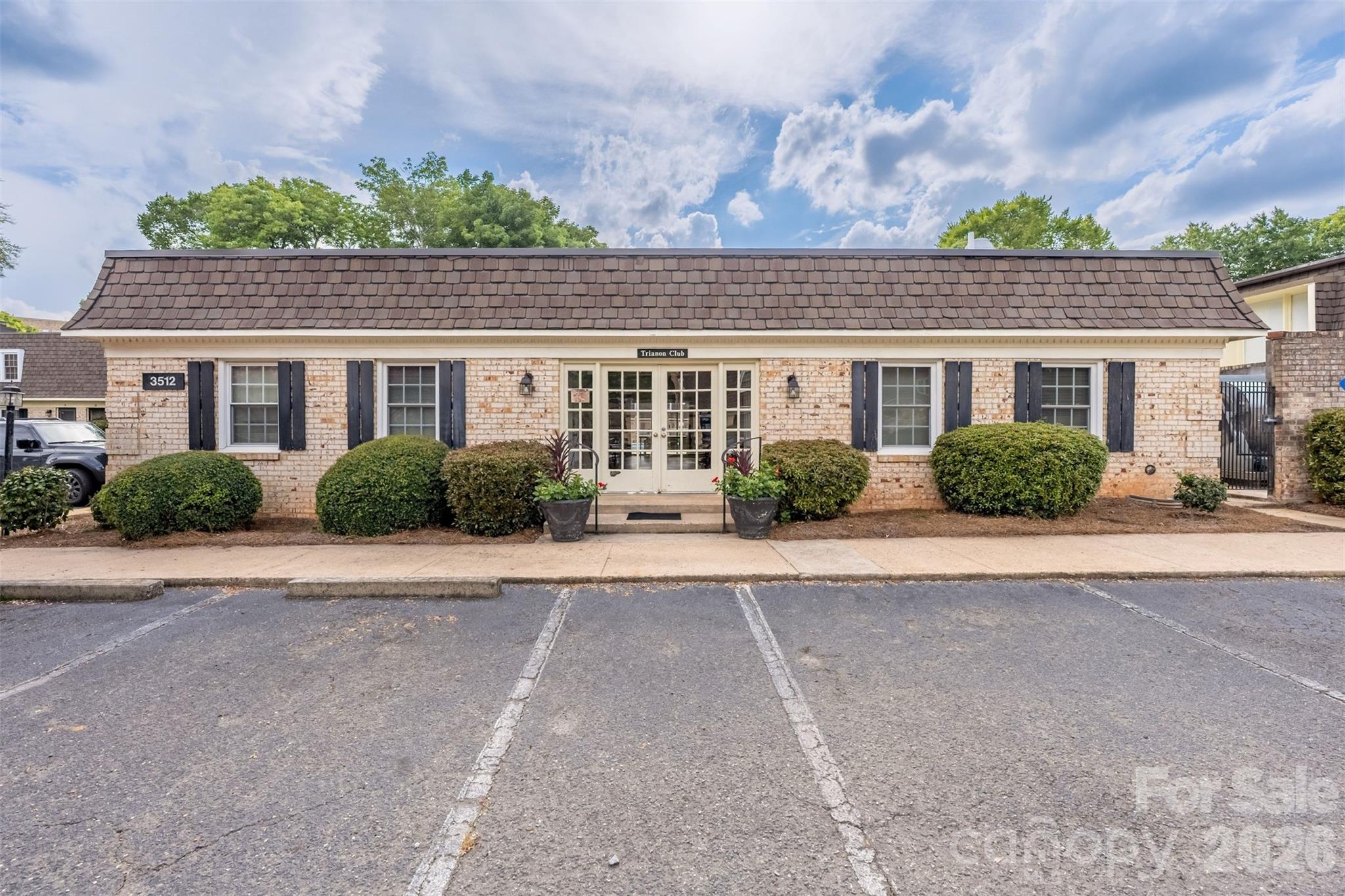 3520 Colony Road #F — Charlotte
