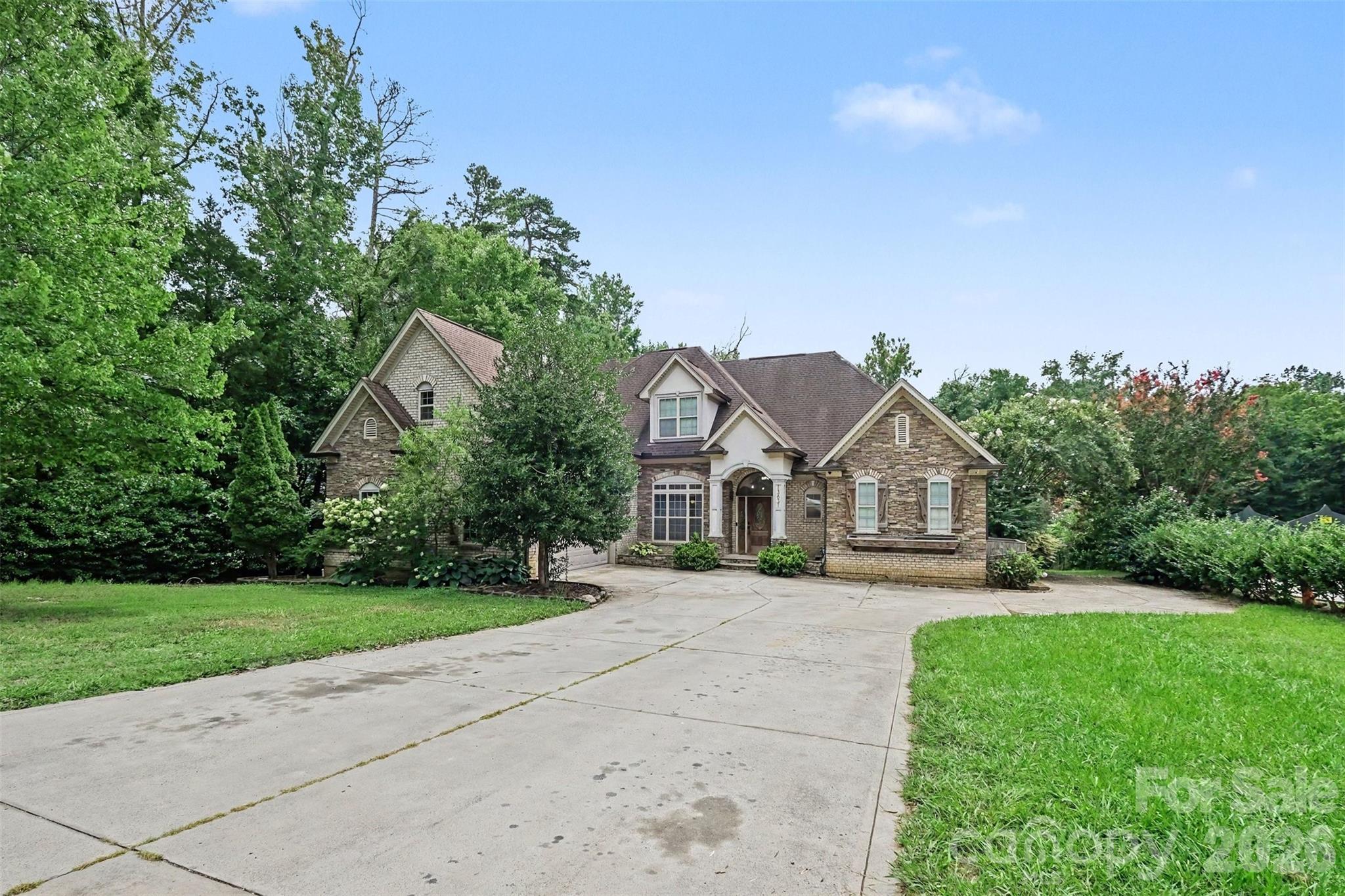 13631 William Stowe Drive — Charlotte