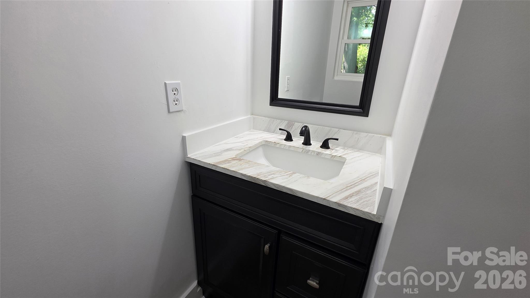 513 E Ohio Avenue — Bessemer City