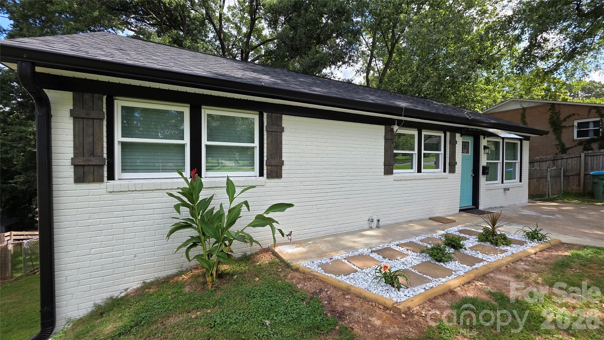 513 E Ohio Avenue — Bessemer City