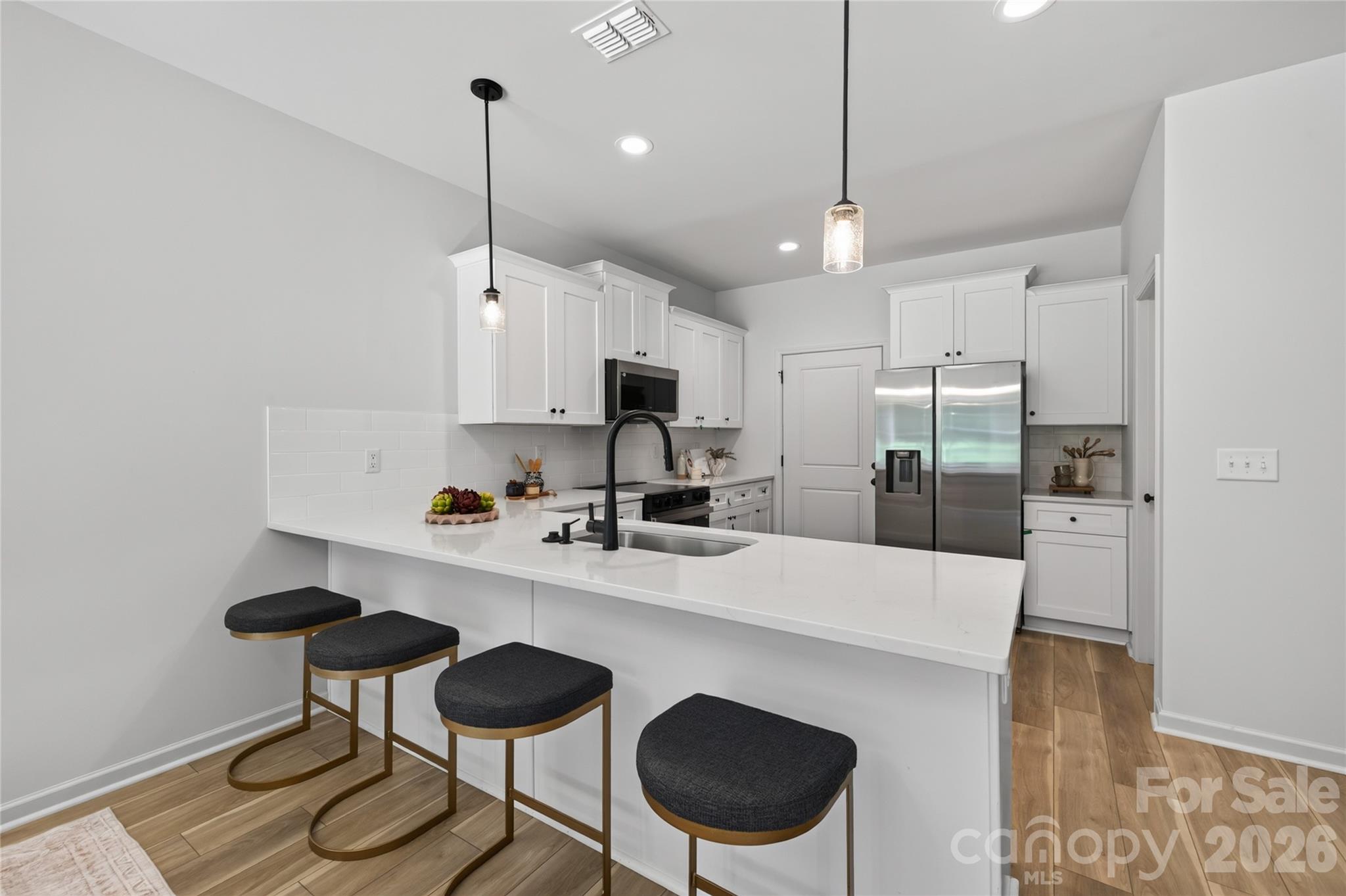 5234 Hickory Lane — Charlotte
