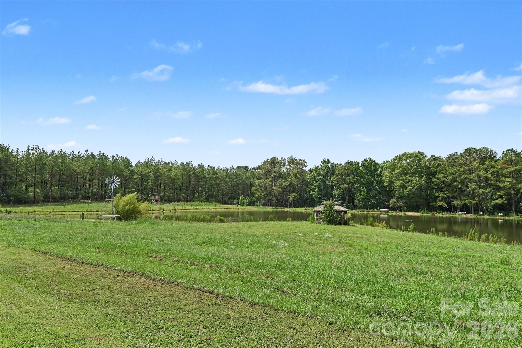 5718 White Store Road — Wingate