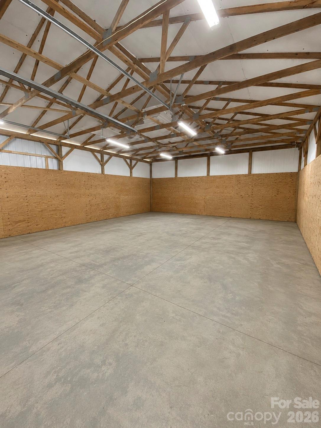 5718 White Store Road — Wingate