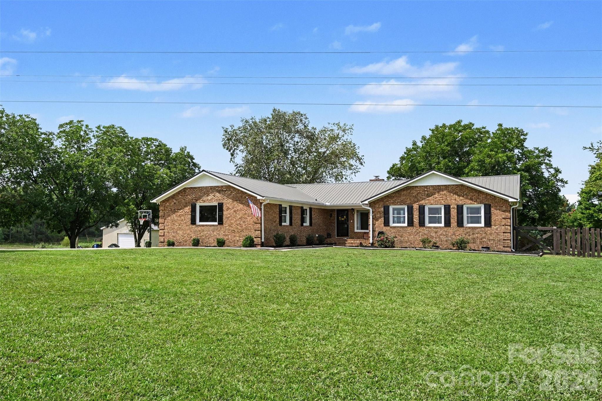 5718 White Store Road — Wingate