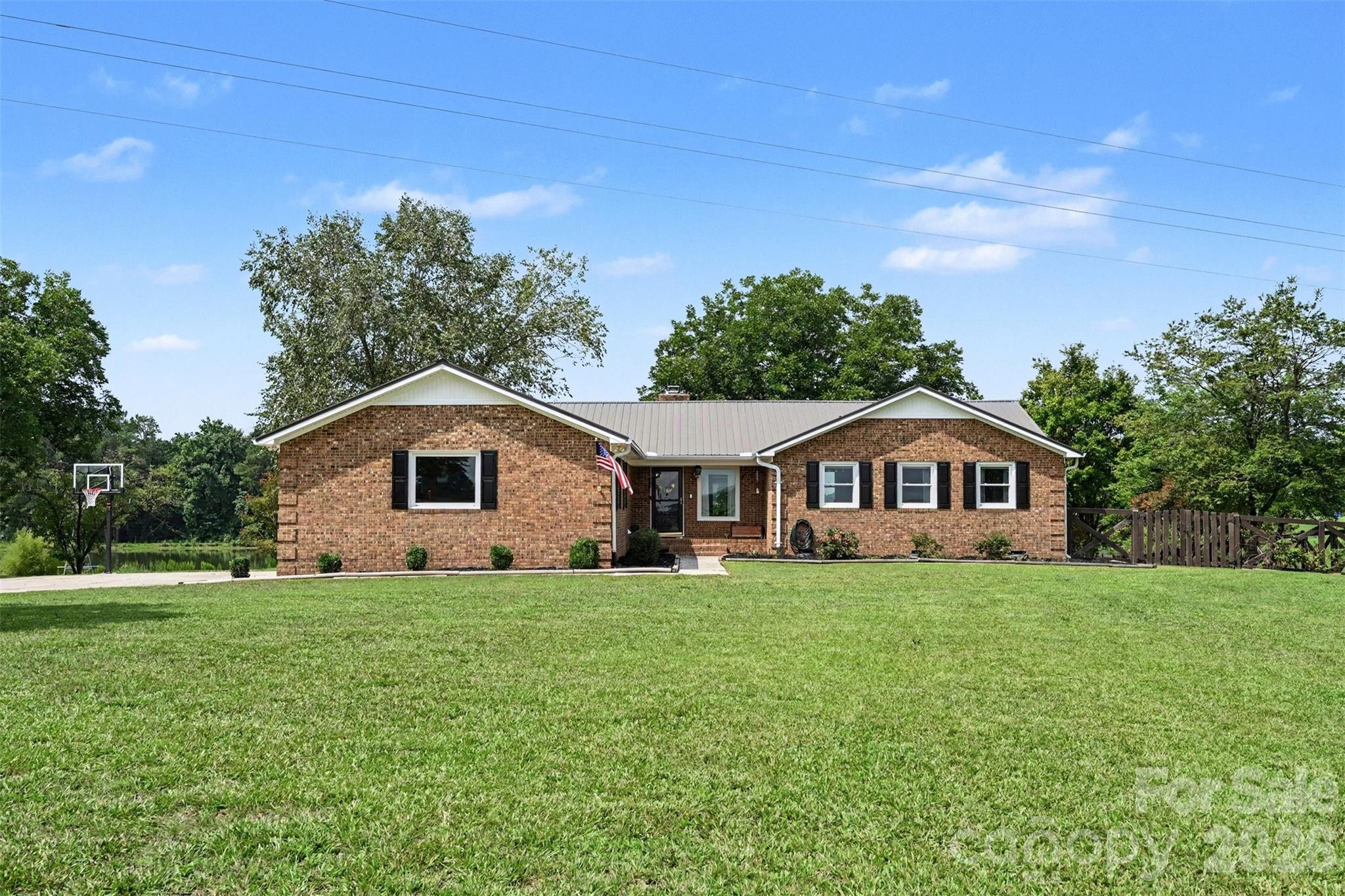 5718 White Store Road — Wingate