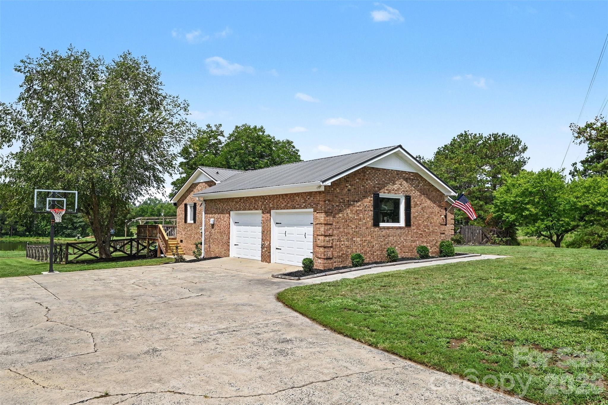 5718 White Store Road — Wingate