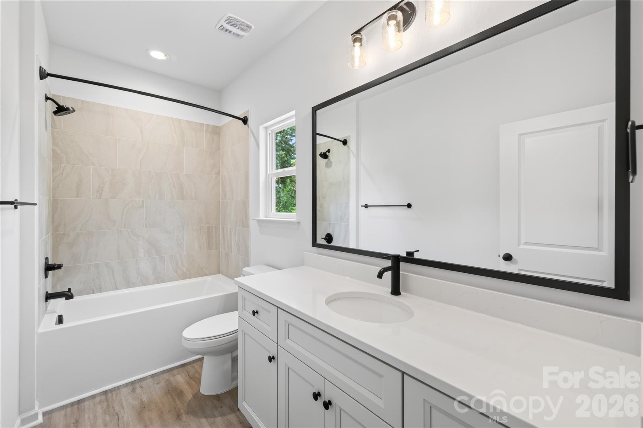 5226 Hickory Lane — Charlotte