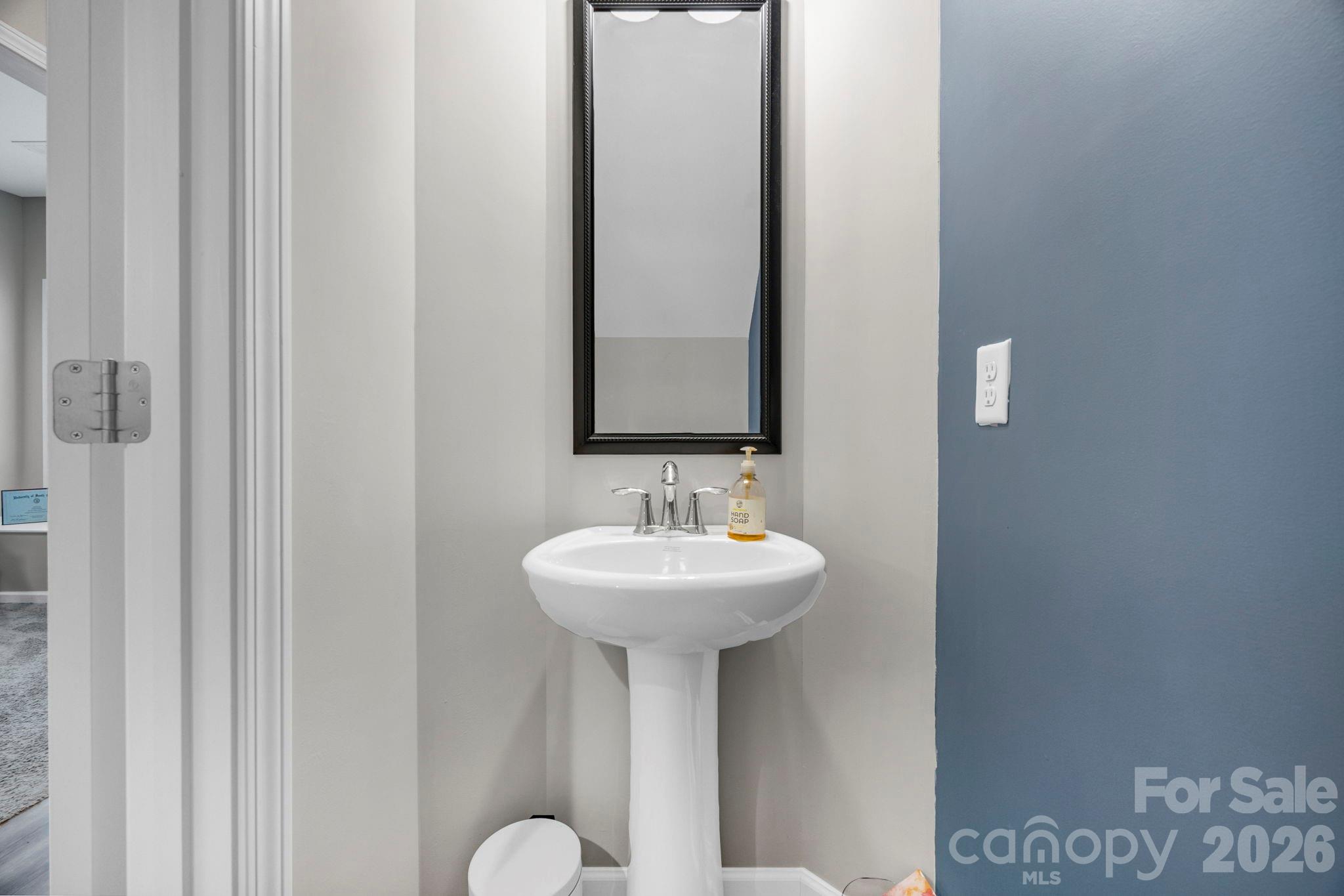 102 Calming Creek Way — Elgin
