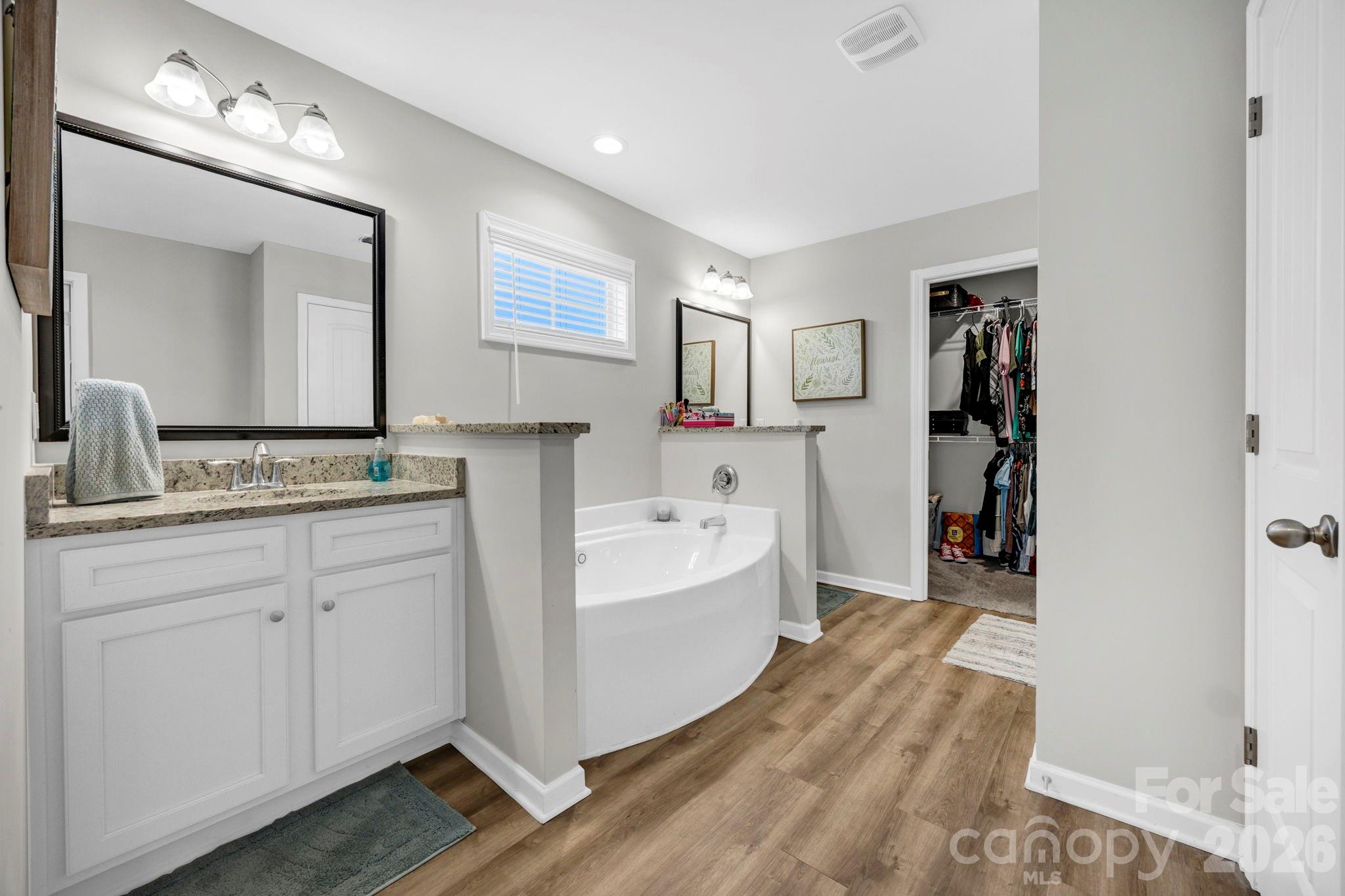 102 Calming Creek Way — Elgin