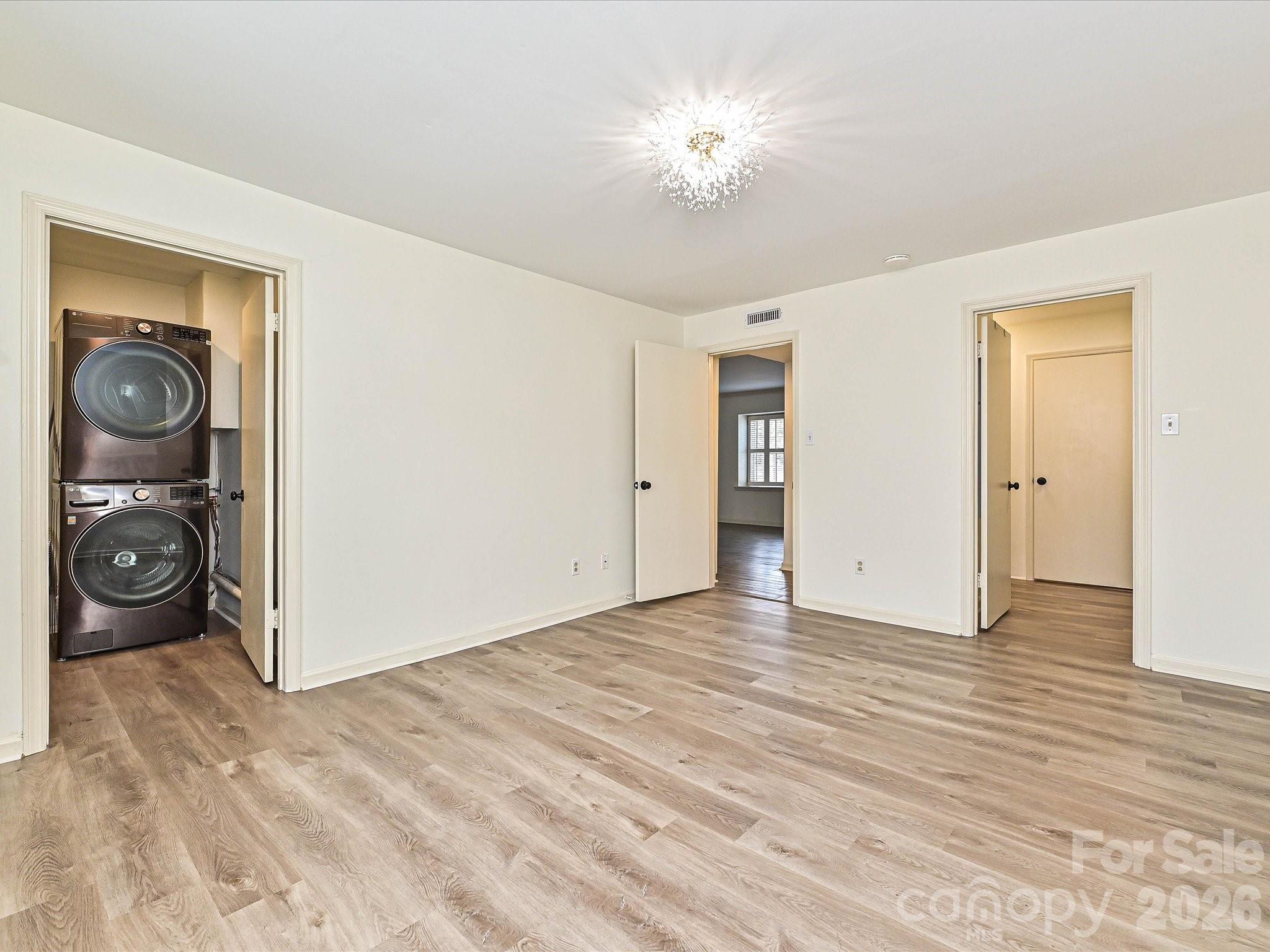 3520 Colony Road #G — Charlotte