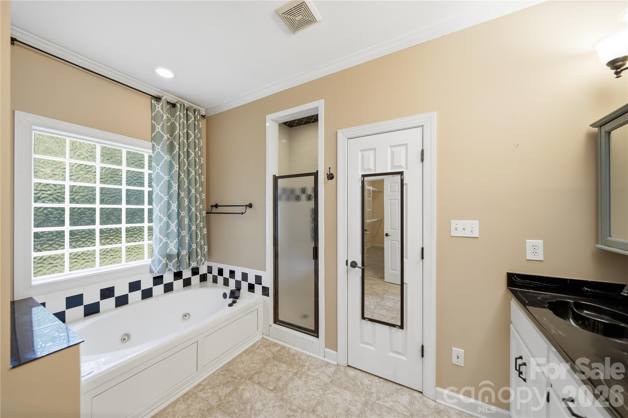 4619 Lenden Hall Court — Gastonia