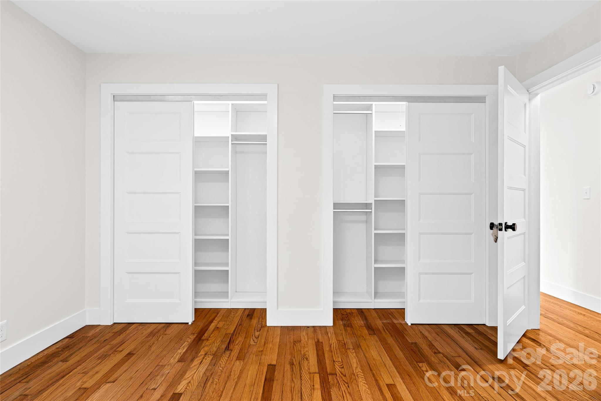 155 Oak Terrace — Arden