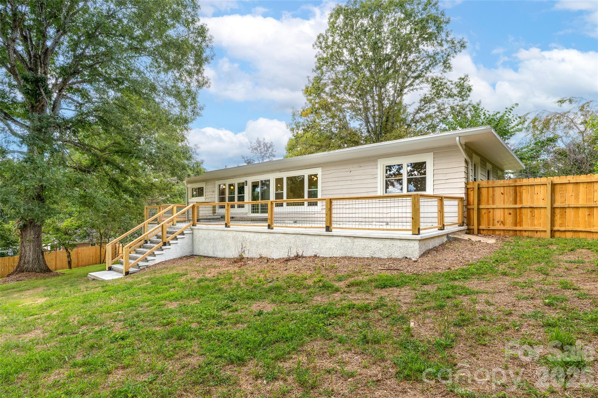 155 Oak Terrace — Arden