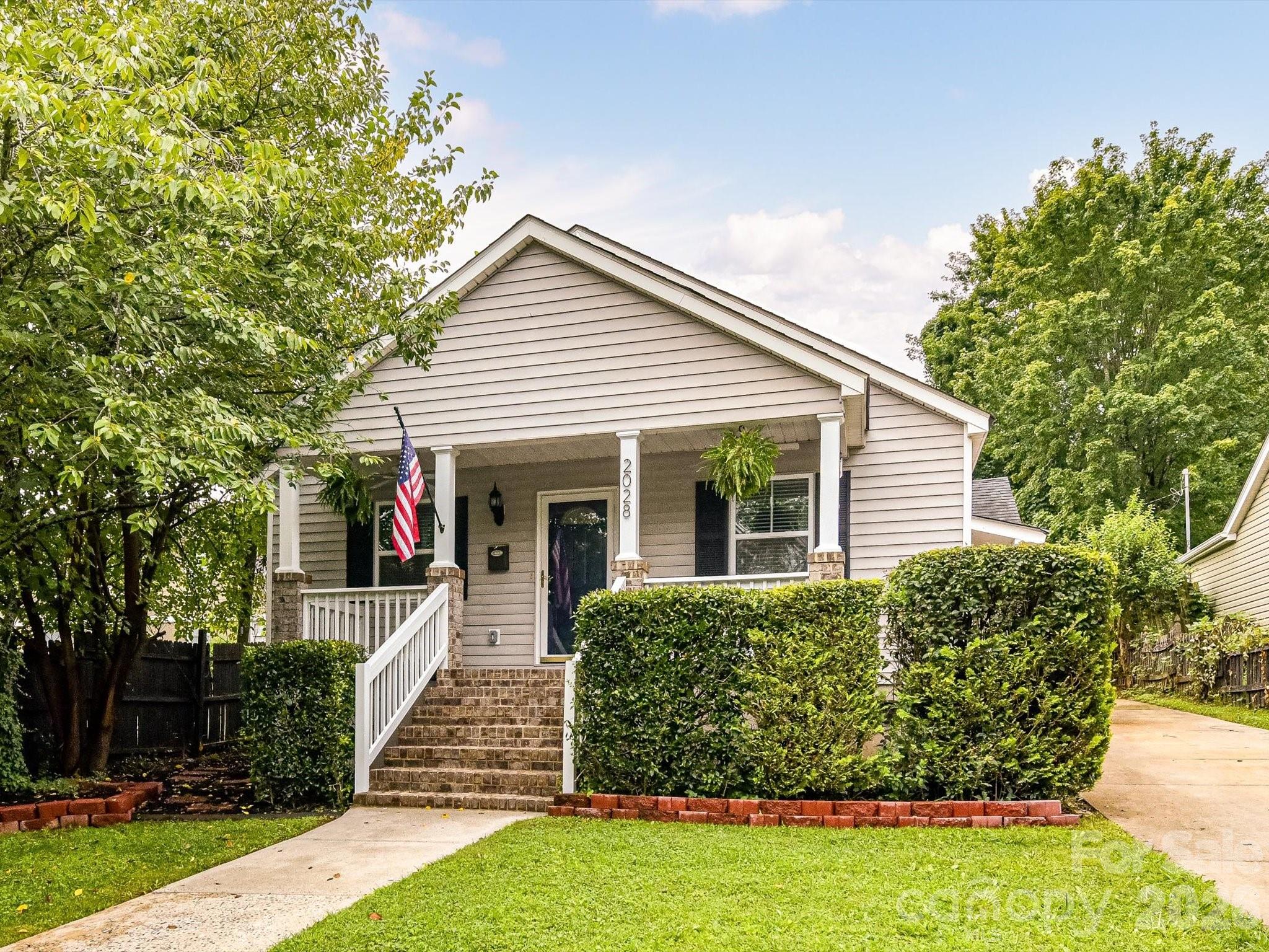 2028 Hamorton Place — Charlotte