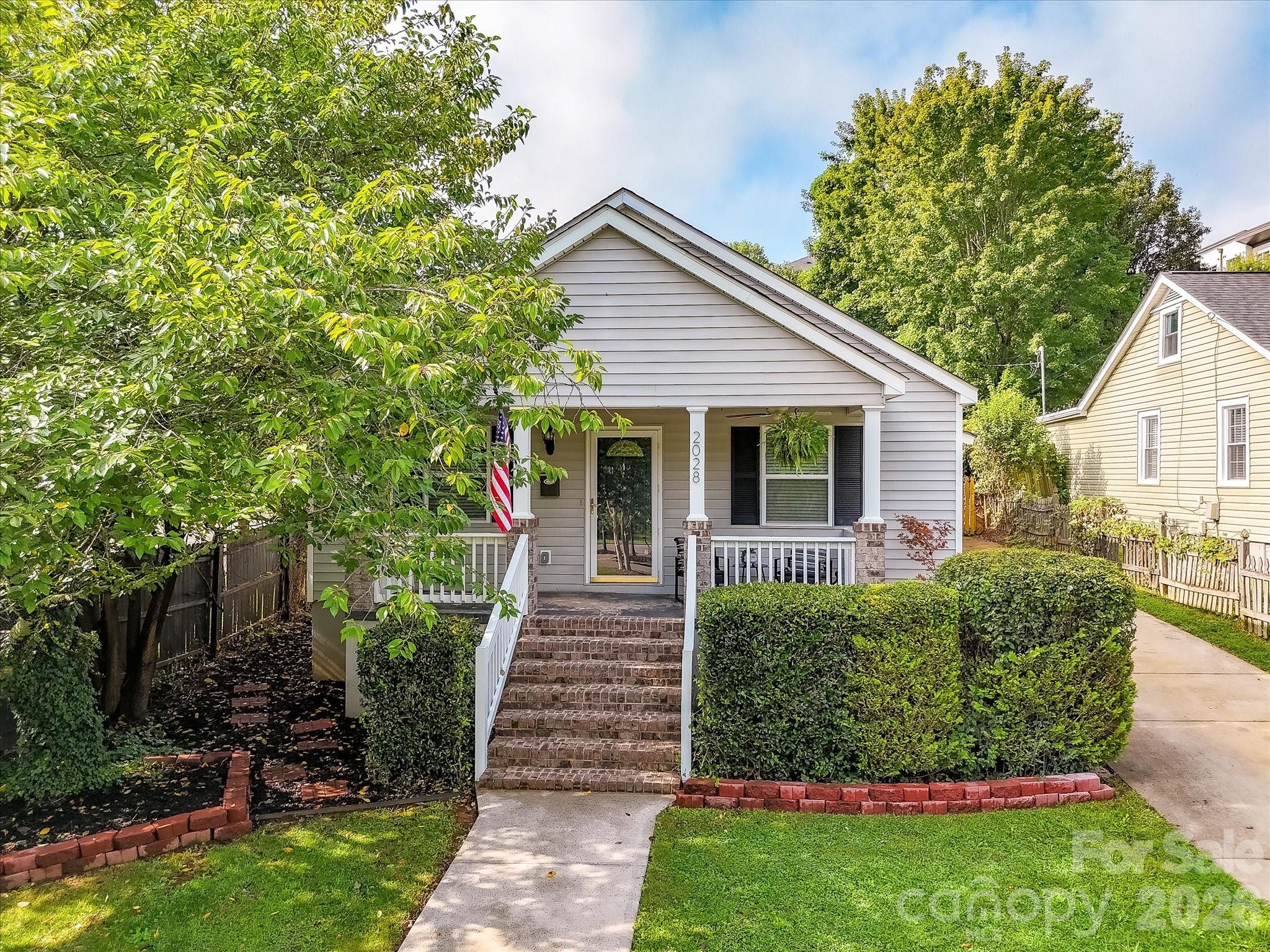 2028 Hamorton Place — Charlotte
