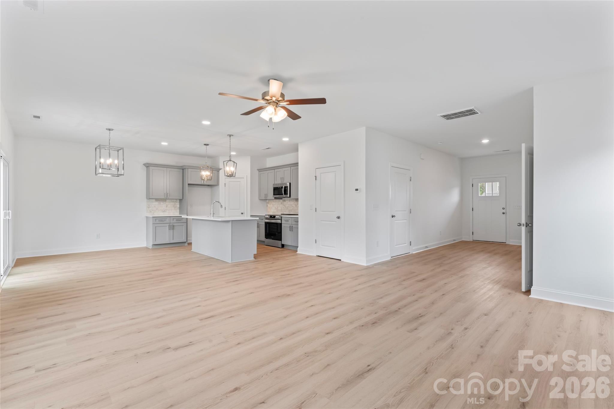 1595 Solitude Court — Kannapolis