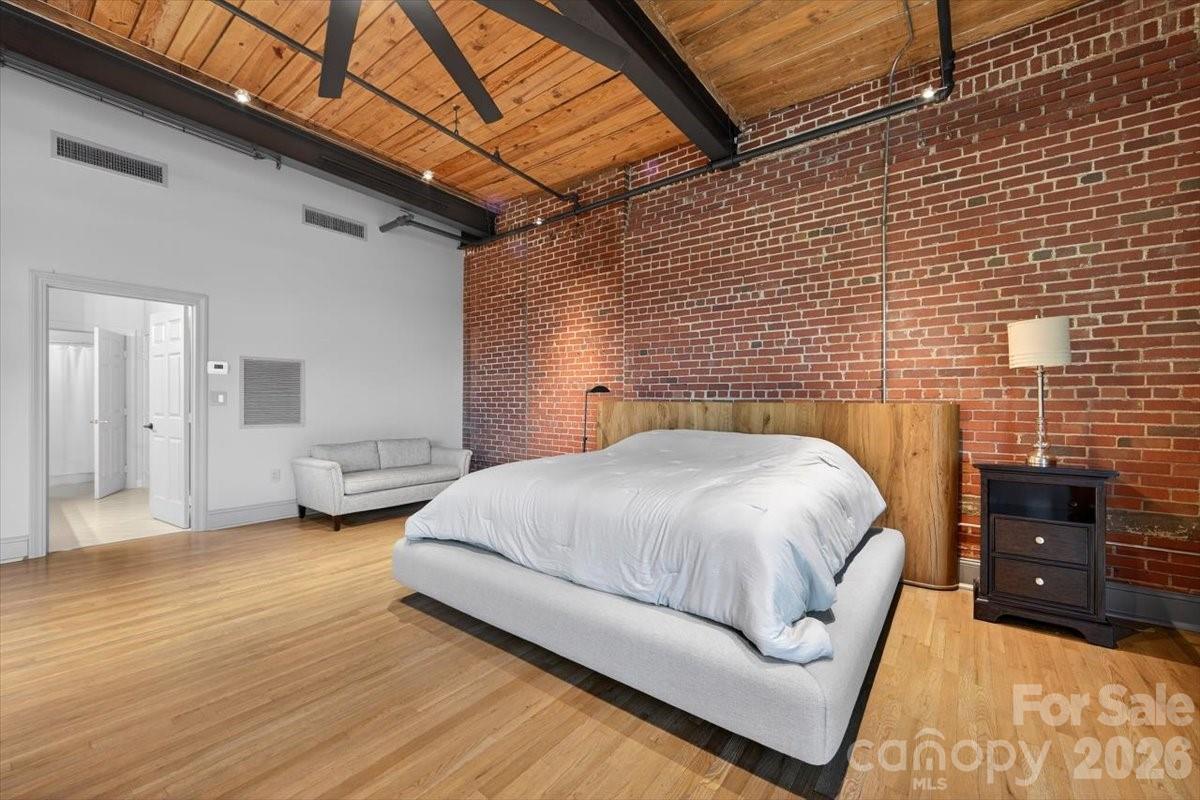 310 Arlington Avenue #408 — Charlotte