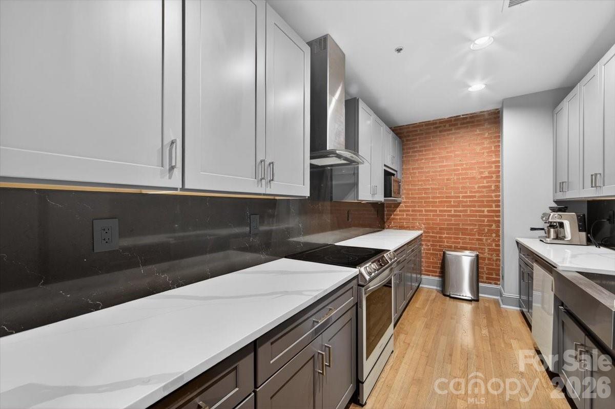 310 Arlington Avenue #408 — Charlotte