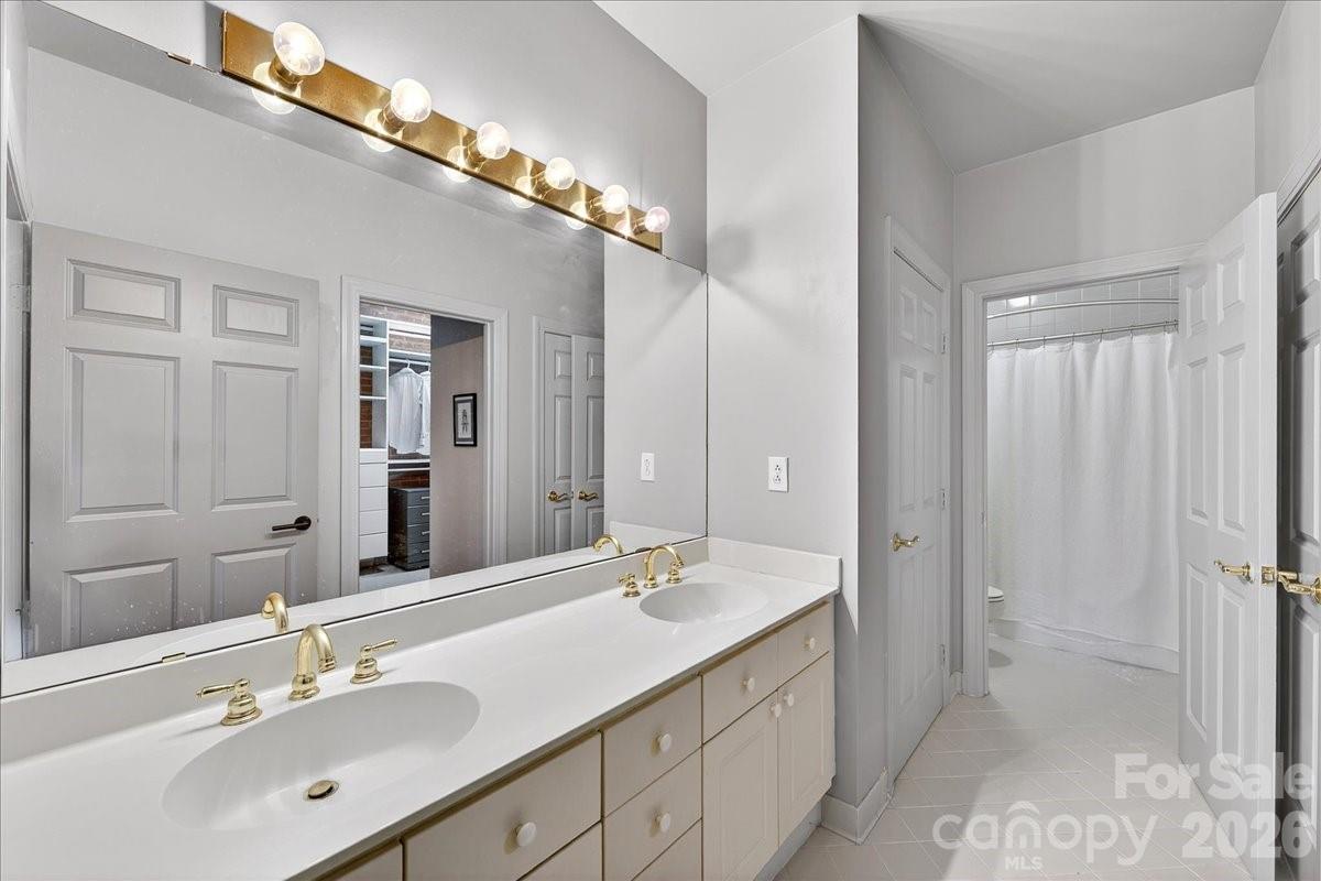 310 Arlington Avenue #408 — Charlotte