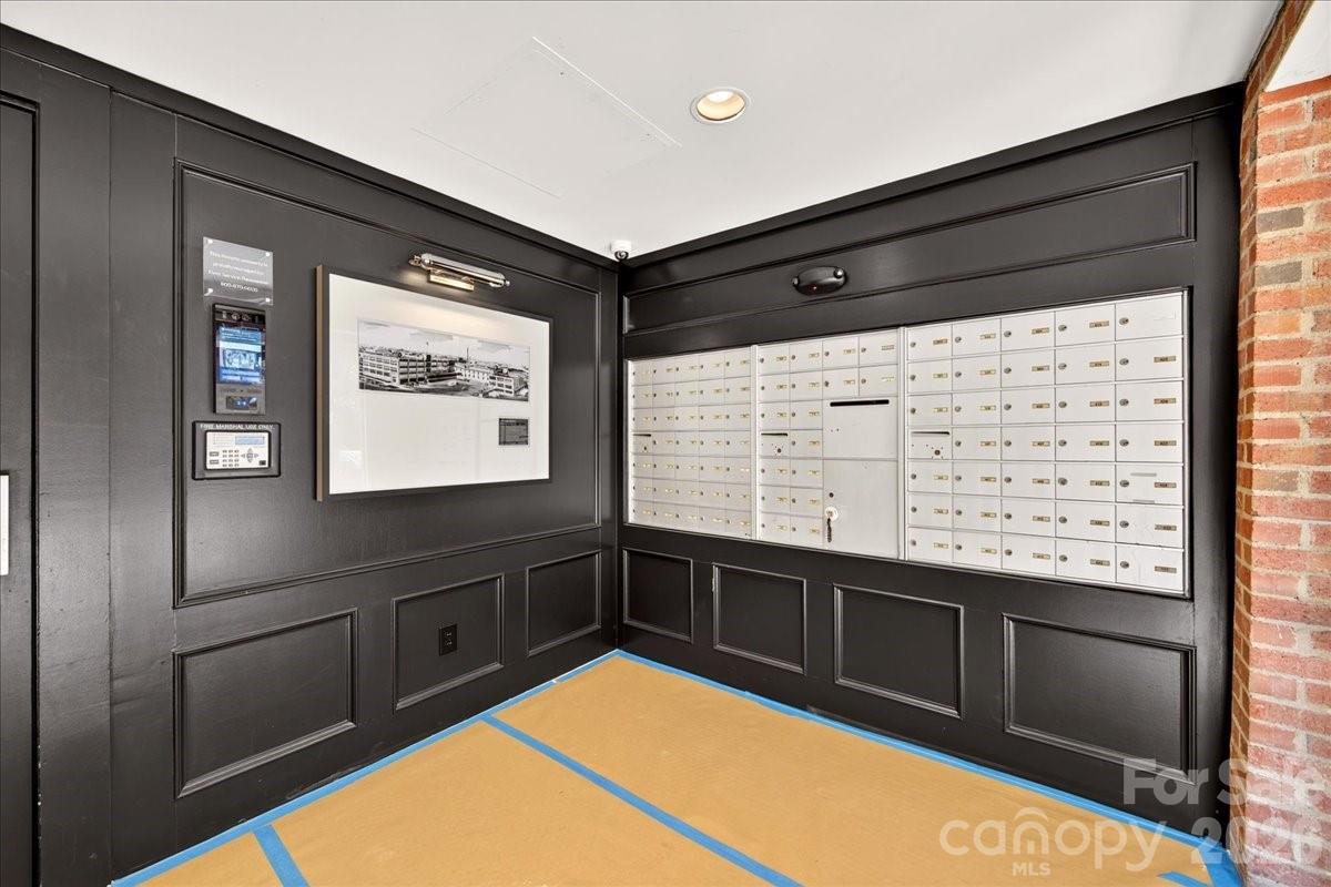 310 Arlington Avenue #408 — Charlotte
