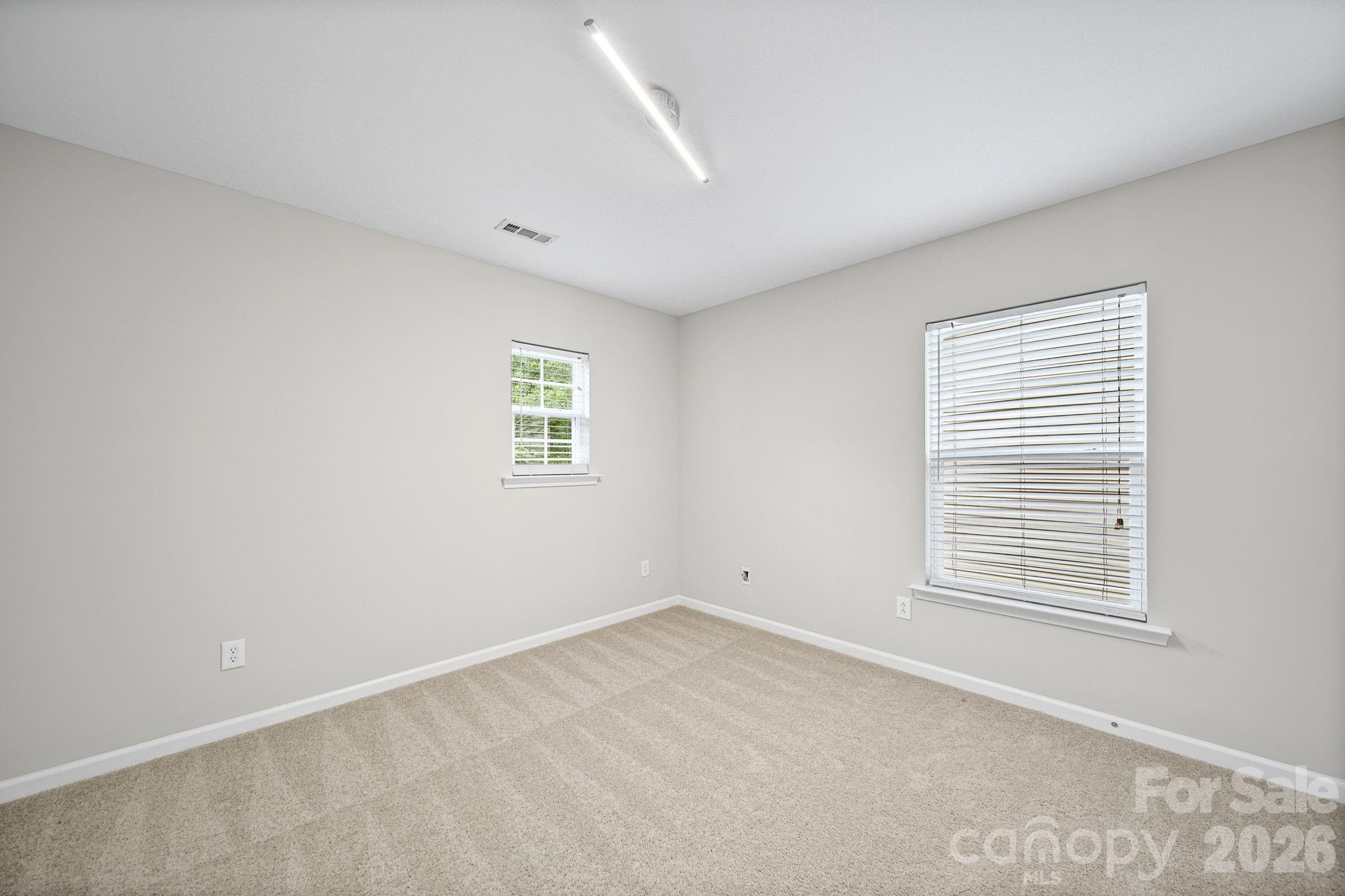 9220 Seamill Road — Charlotte