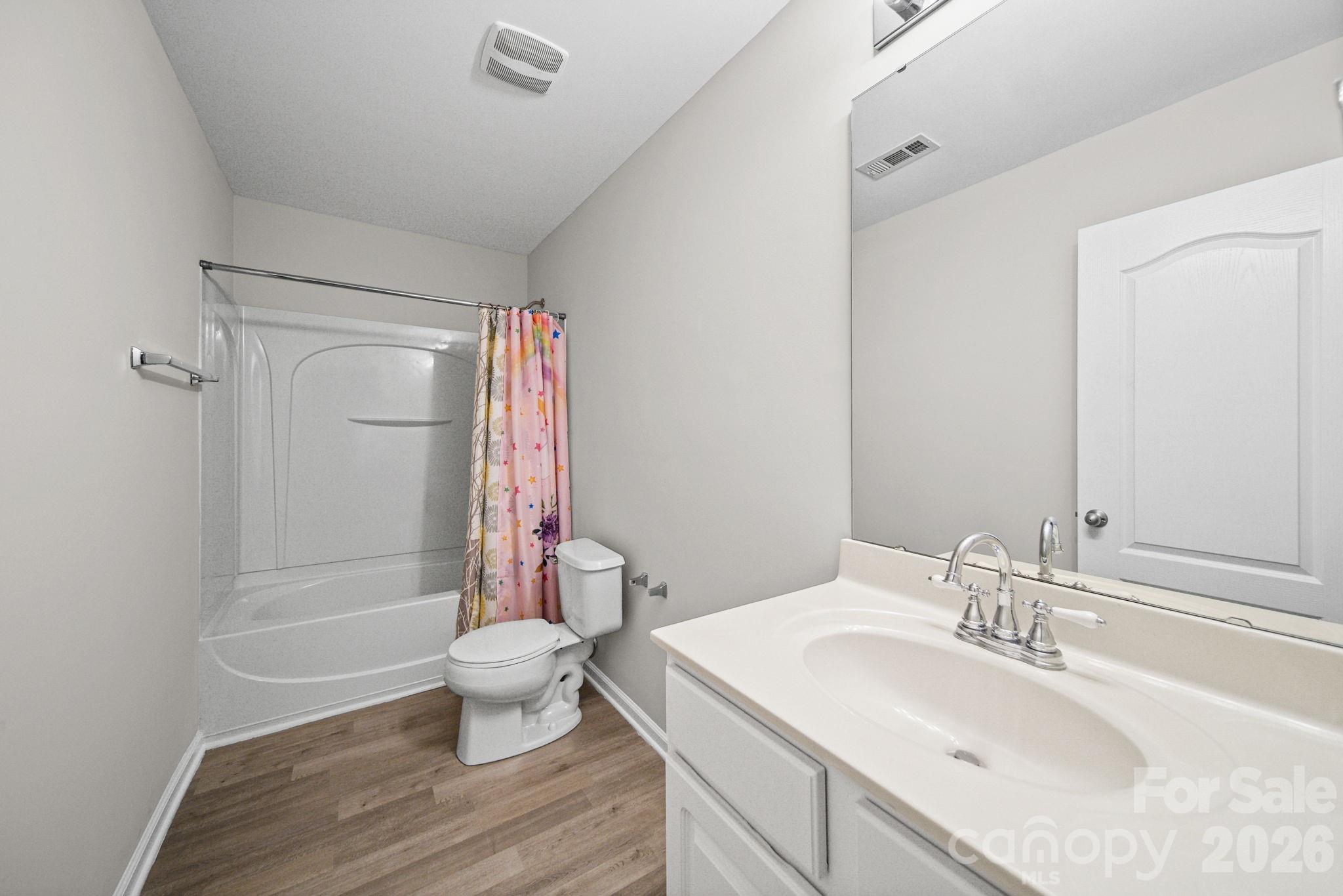9220 Seamill Road — Charlotte