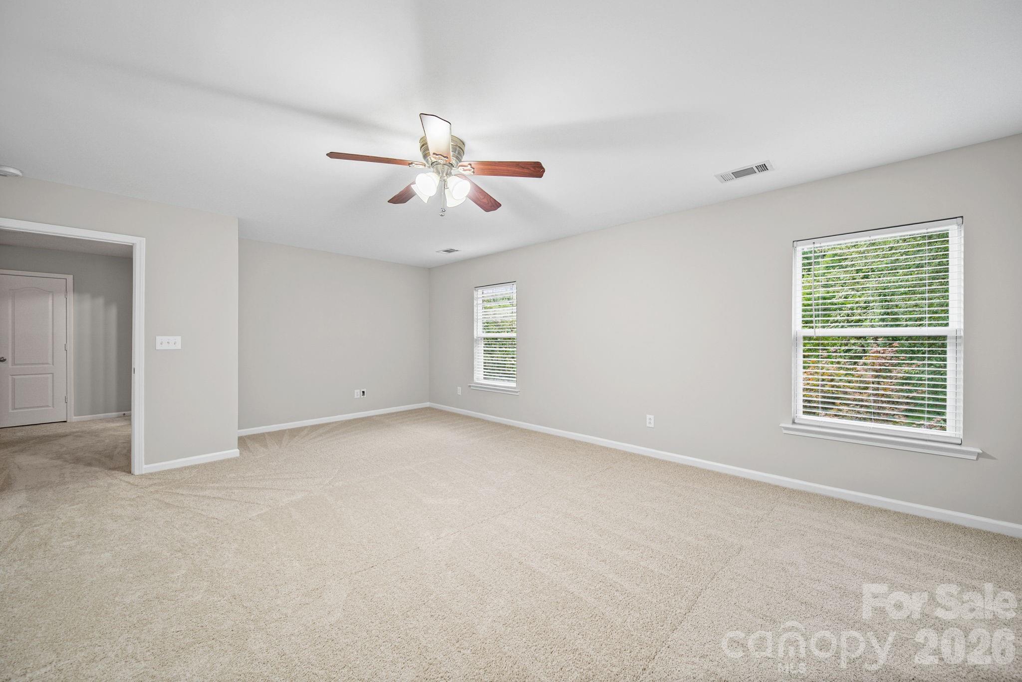 9220 Seamill Road — Charlotte
