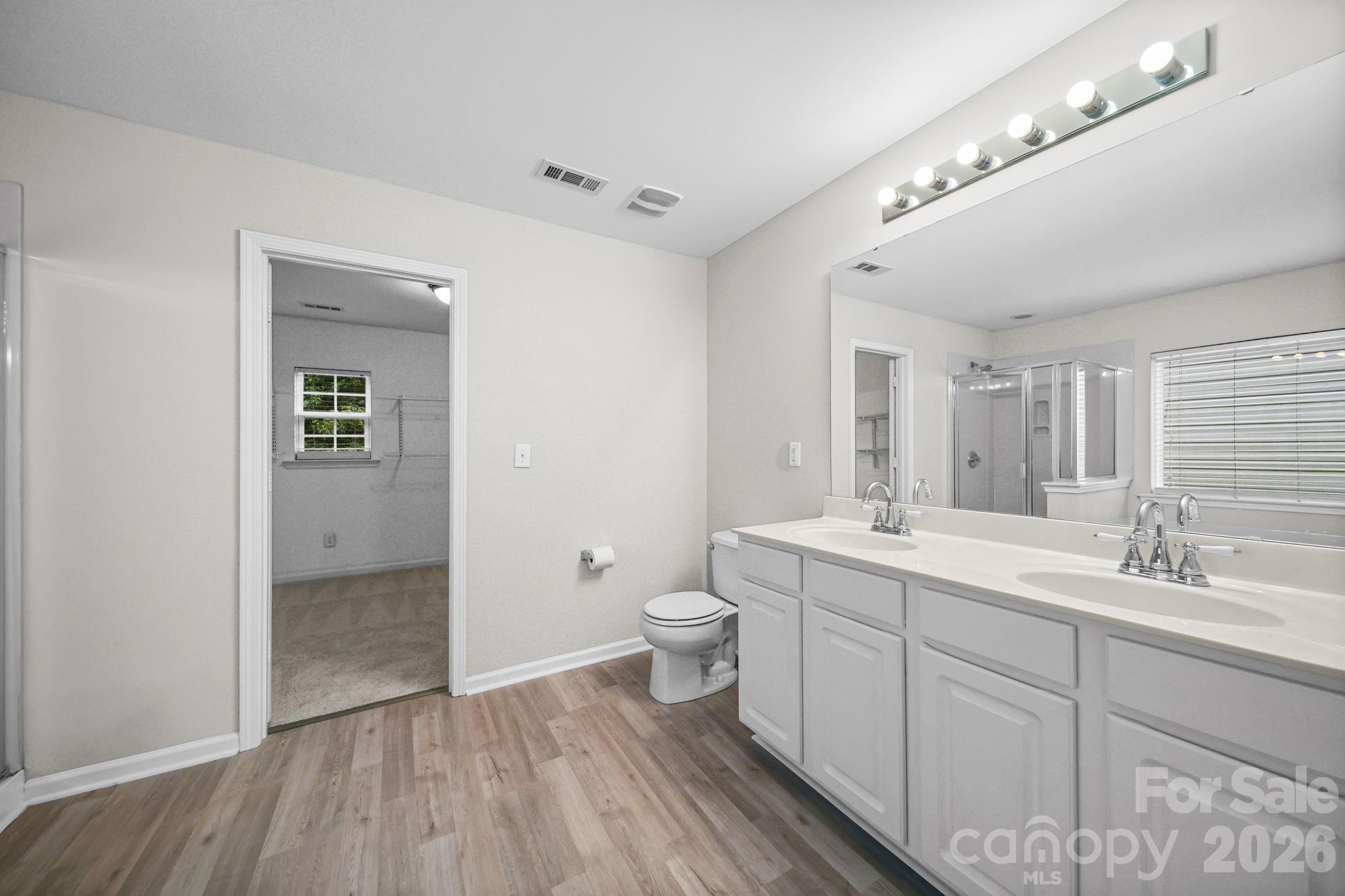 9220 Seamill Road — Charlotte