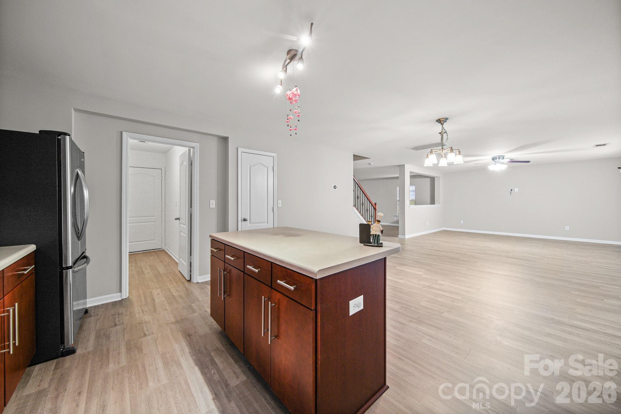 9220 Seamill Road — Charlotte