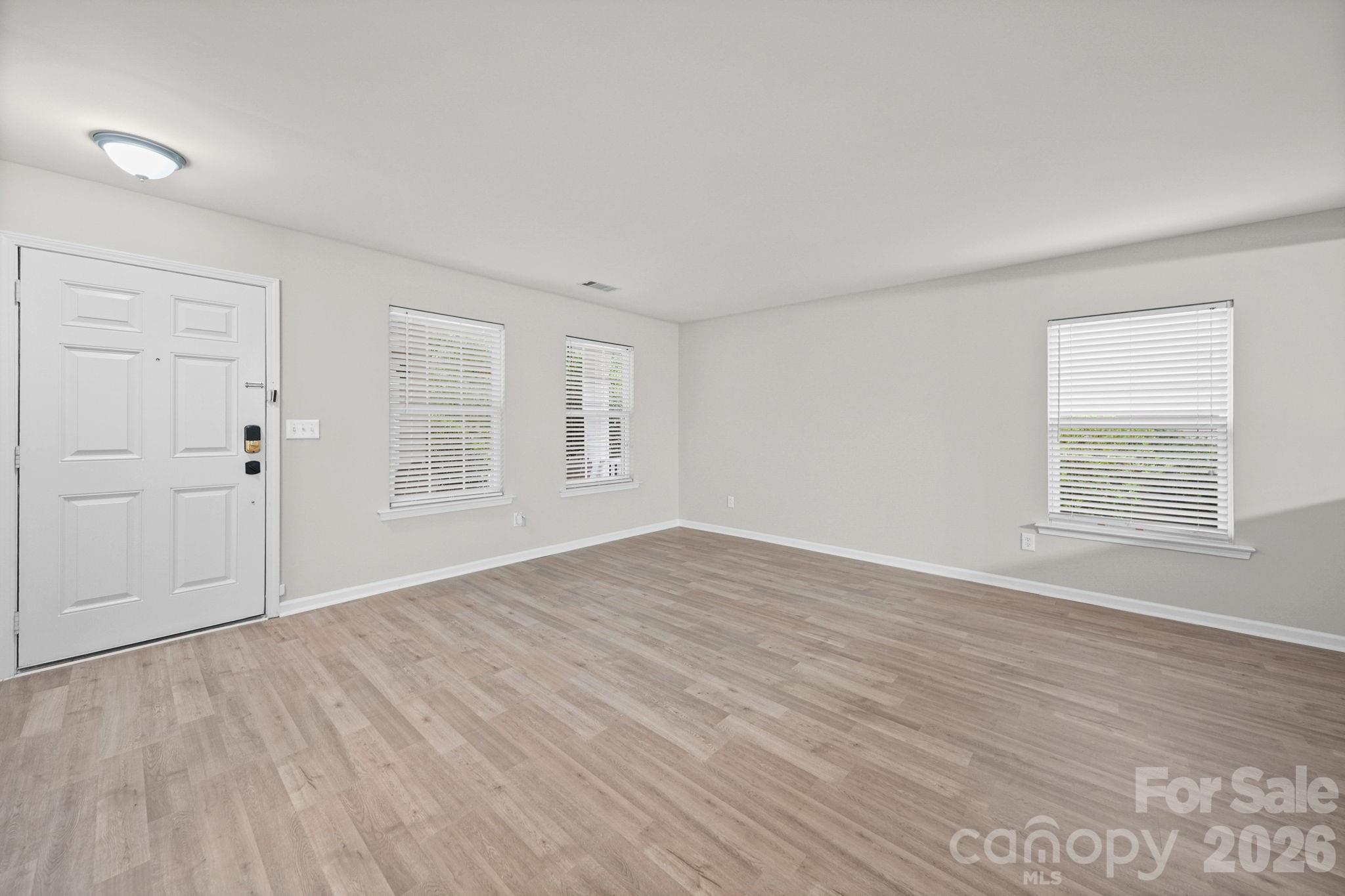 9220 Seamill Road — Charlotte