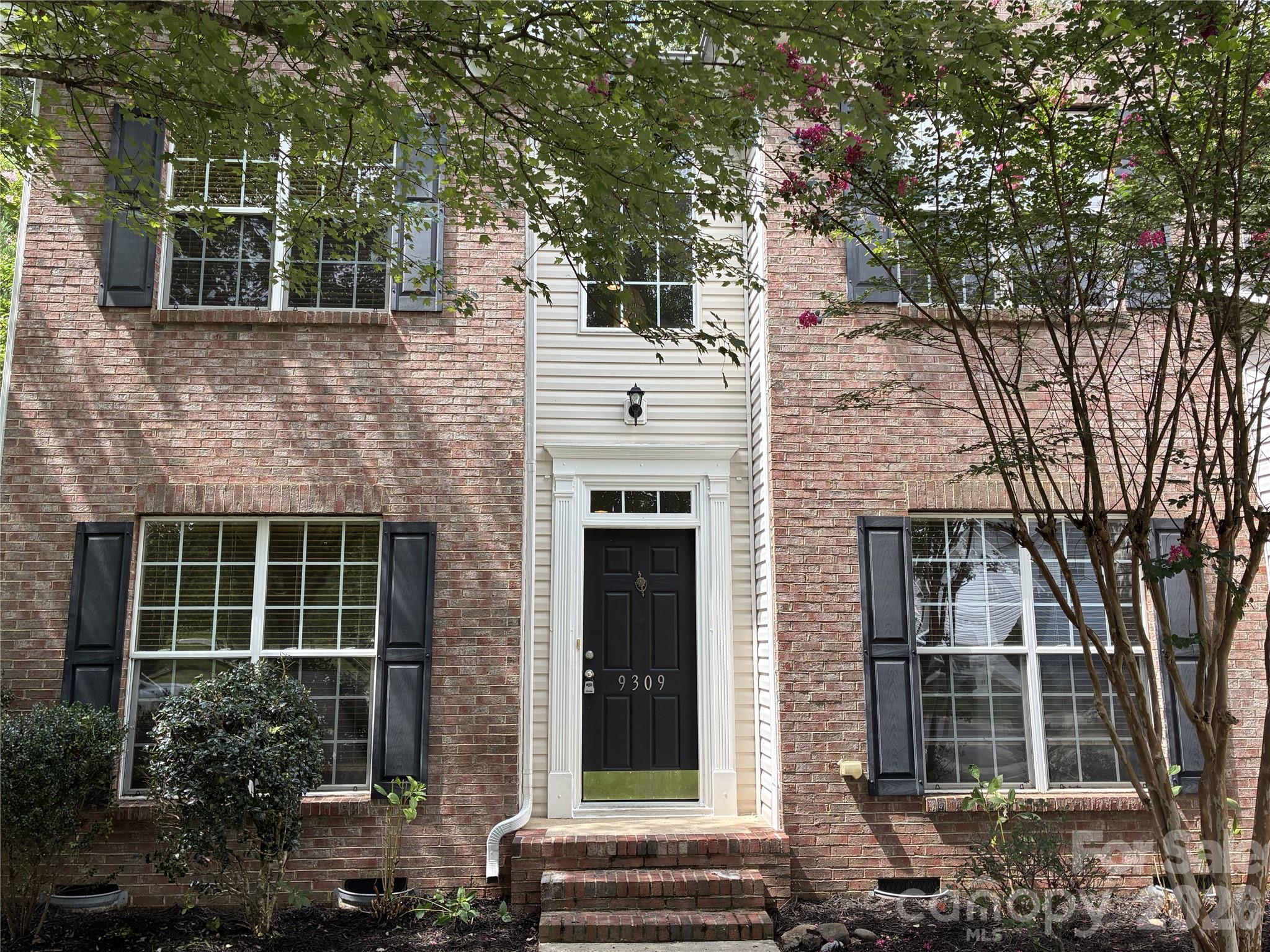 9309 Shrewsbury Drive — Waxhaw