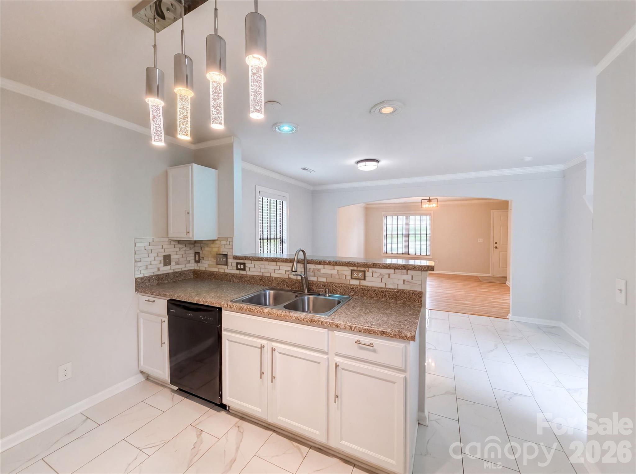 7329 Hidden Creek Drive — Charlotte
