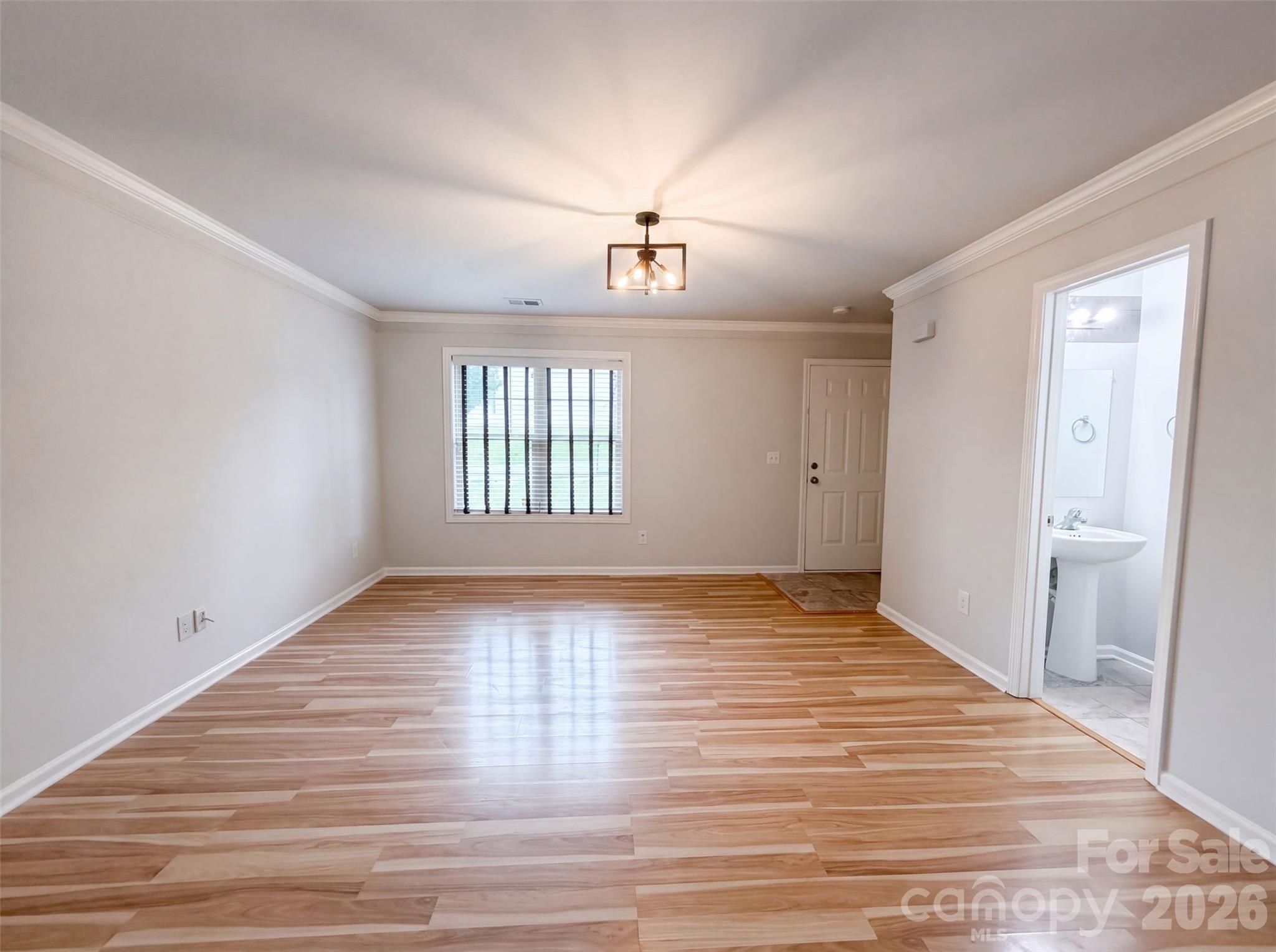 7329 Hidden Creek Drive — Charlotte