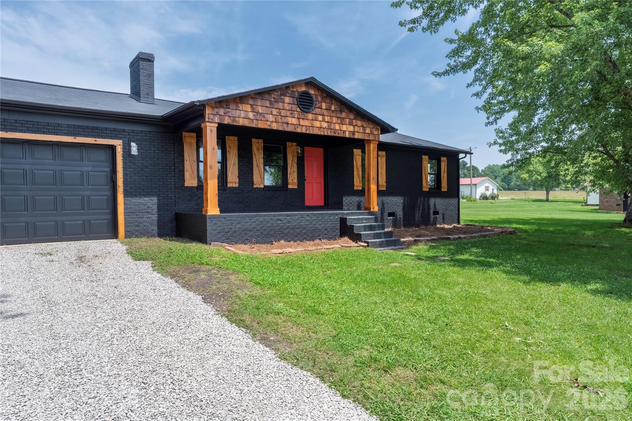 112 Robinette Lane — Statesville