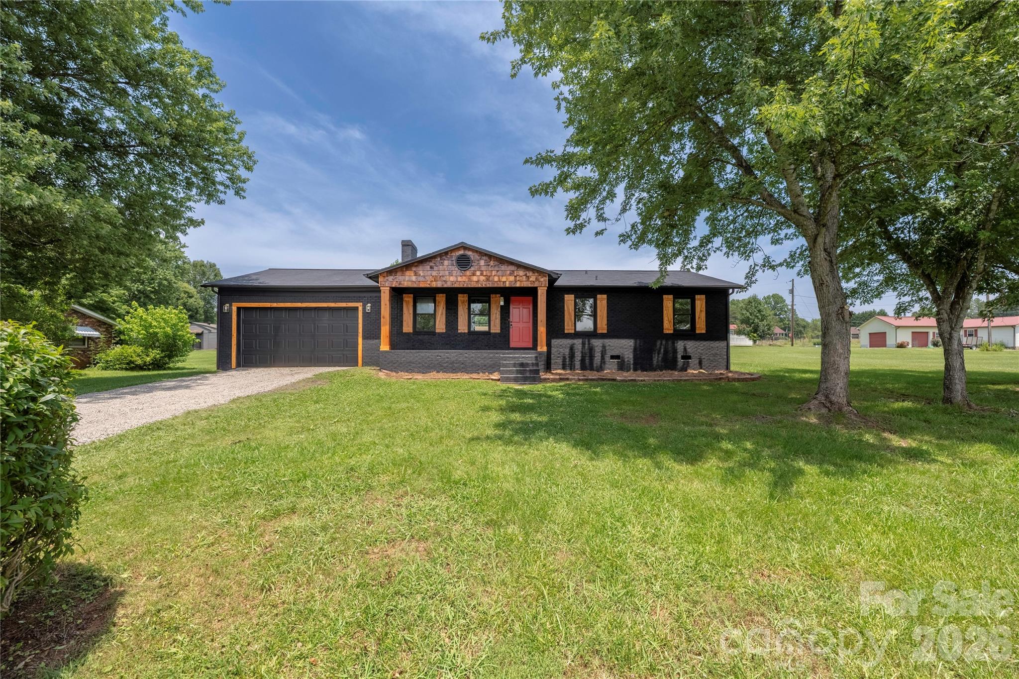 112 Robinette Lane — Statesville