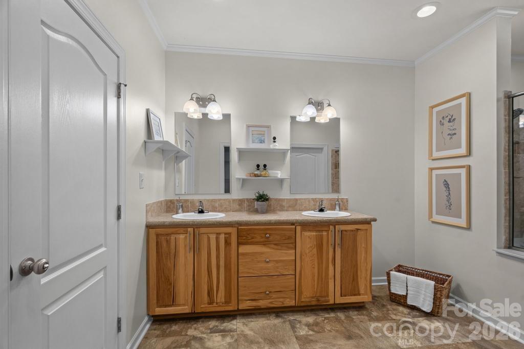 10429 Starwood Drive — Charlotte