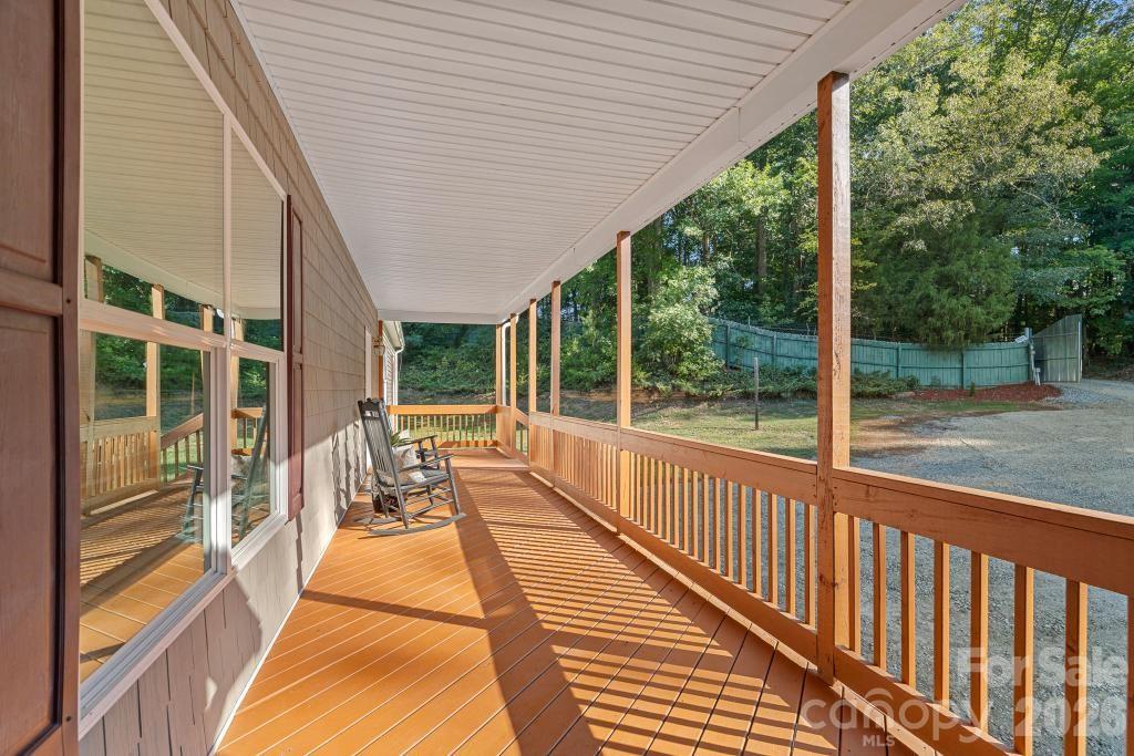 10429 Starwood Drive — Charlotte