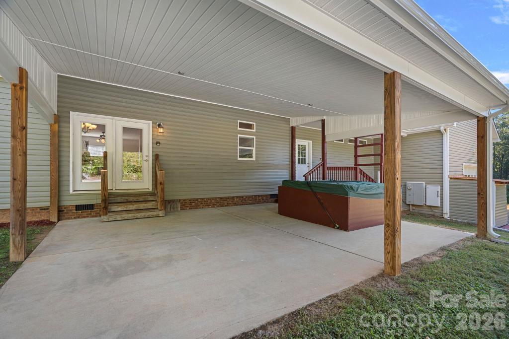 10429 Starwood Drive — Charlotte