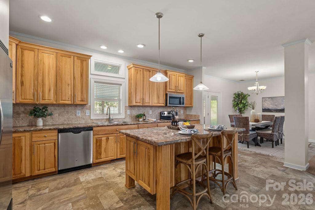 10429 Starwood Drive — Charlotte