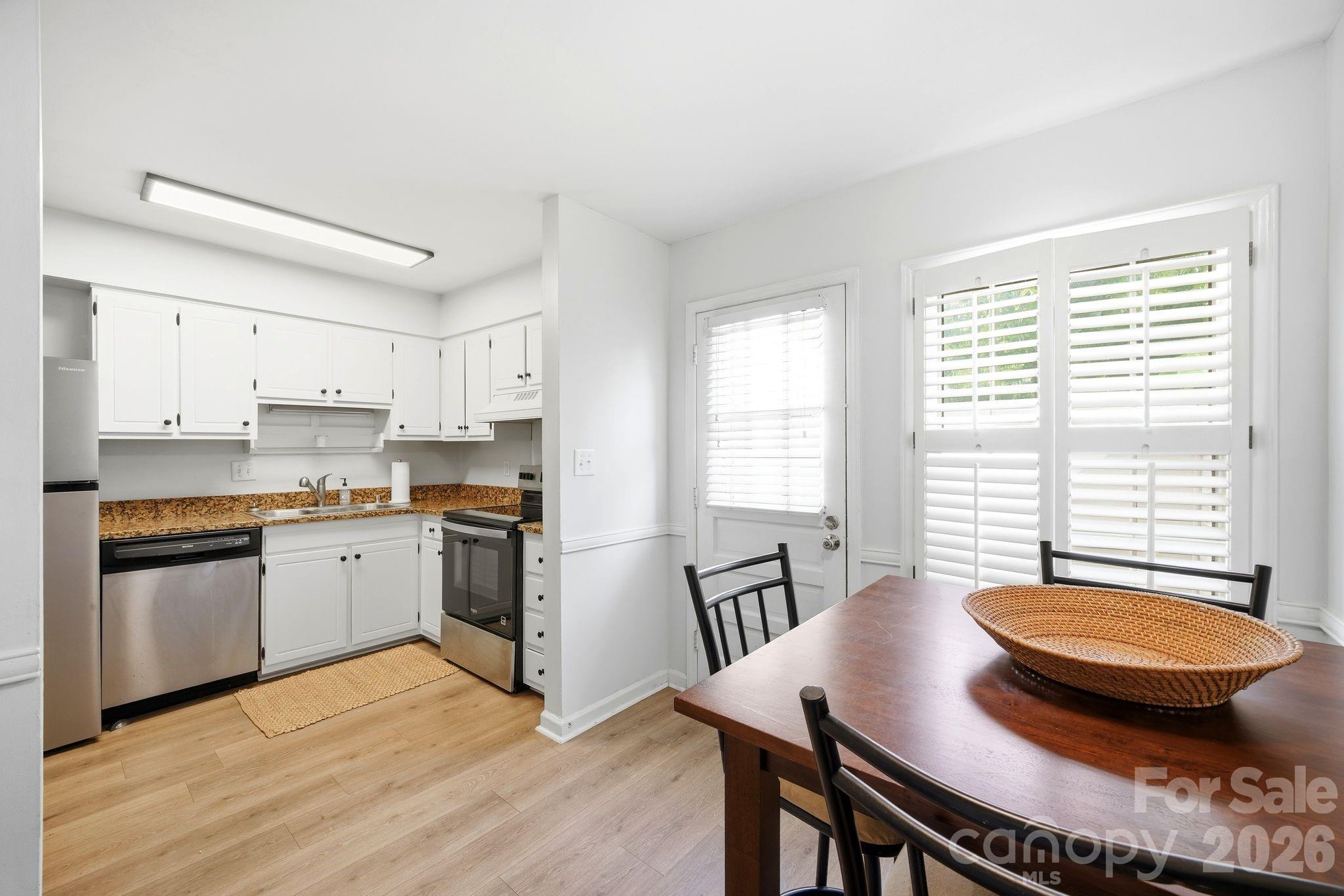 3720 Park Road #J — Charlotte